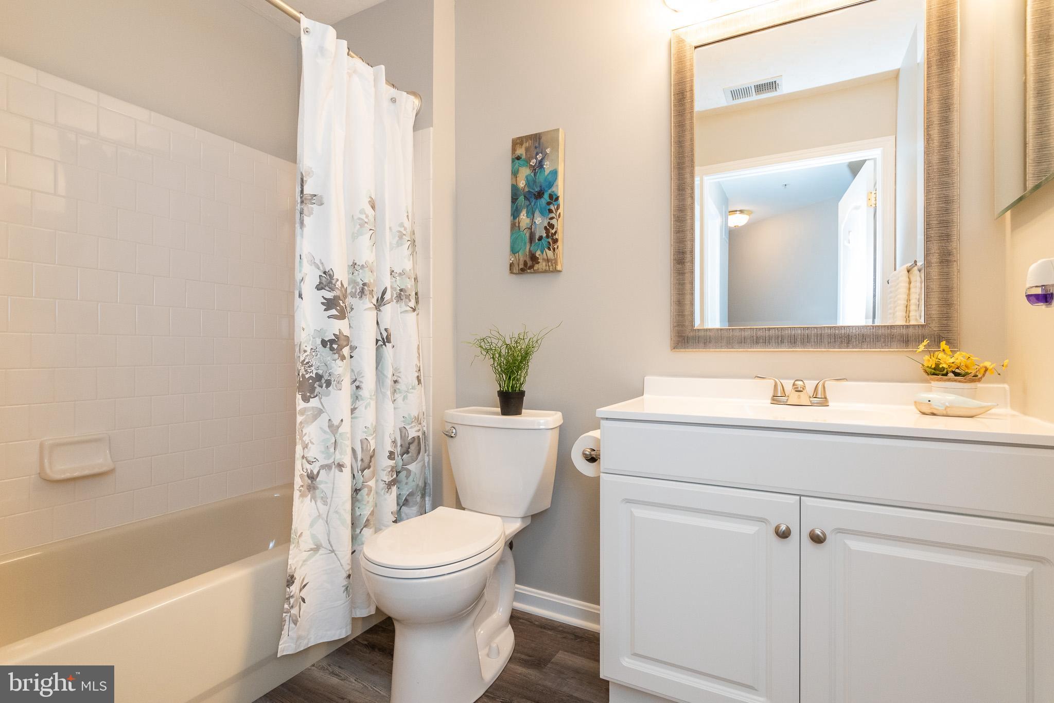 TAYLOR RIDGE CONDOMINIUMS - Residential