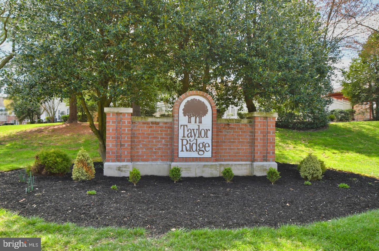 TAYLOR RIDGE CONDOMINIUMS - Residential