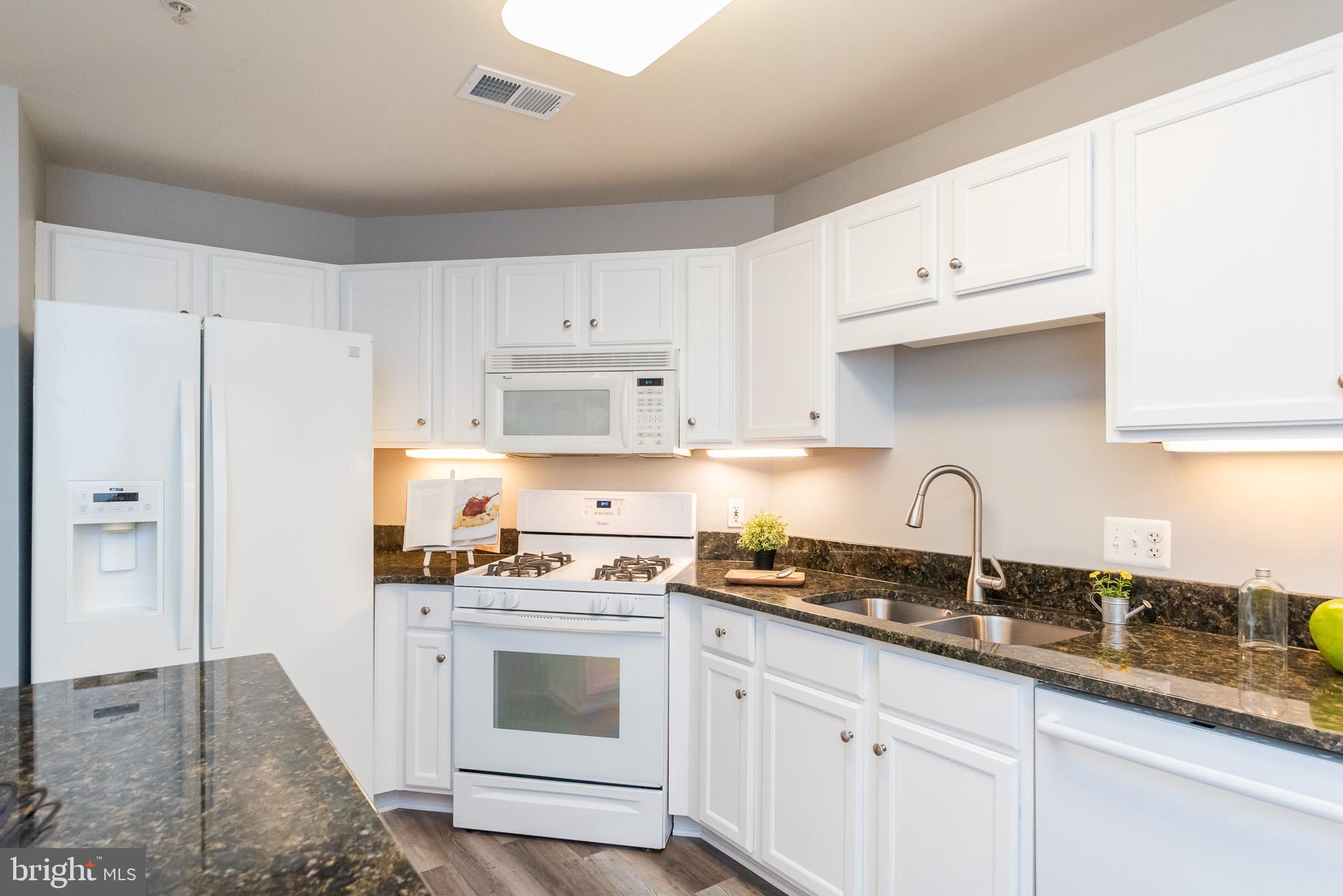 TAYLOR RIDGE CONDOMINIUMS - Residential