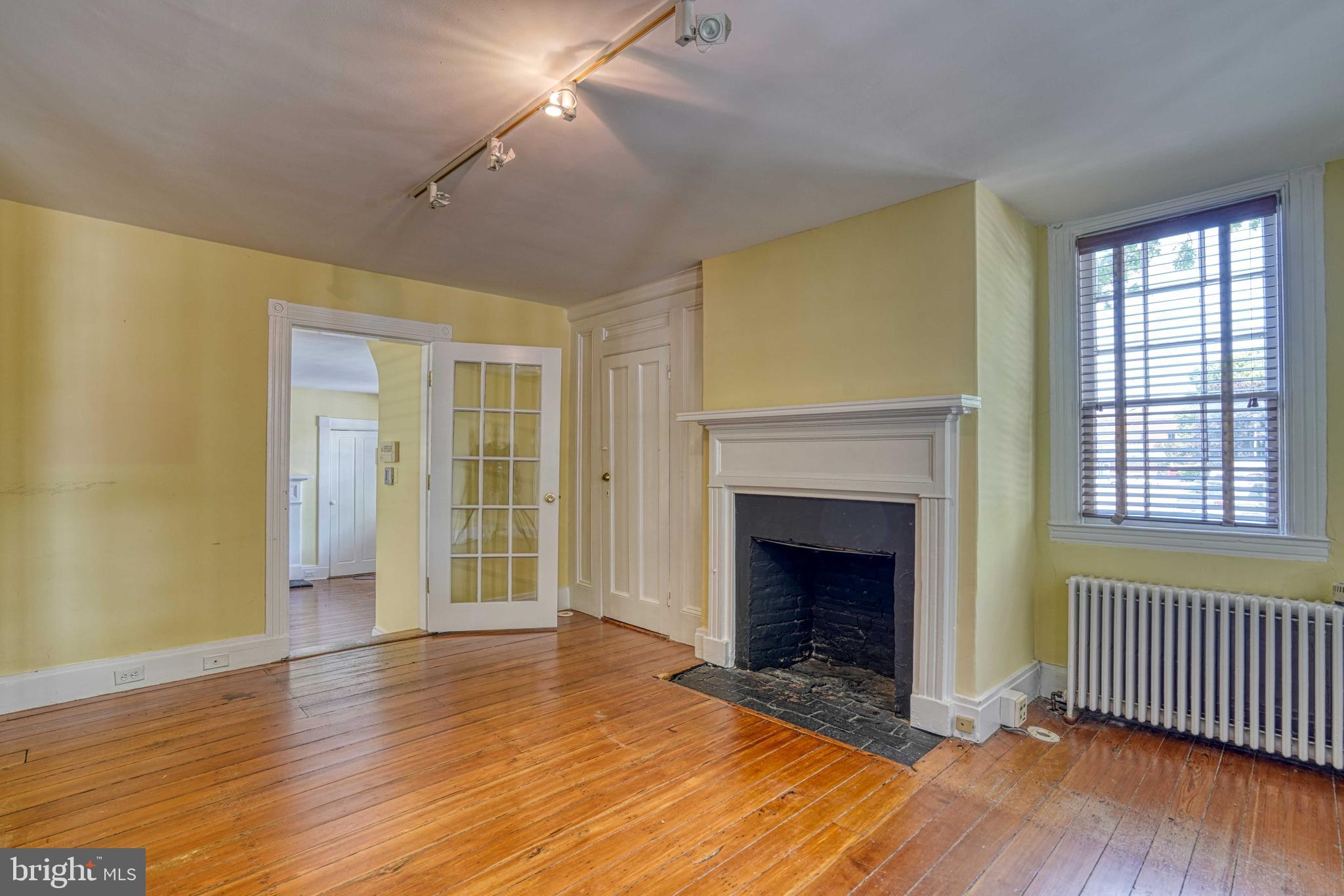 HISTORIC DISTRICT EASTON - Residential