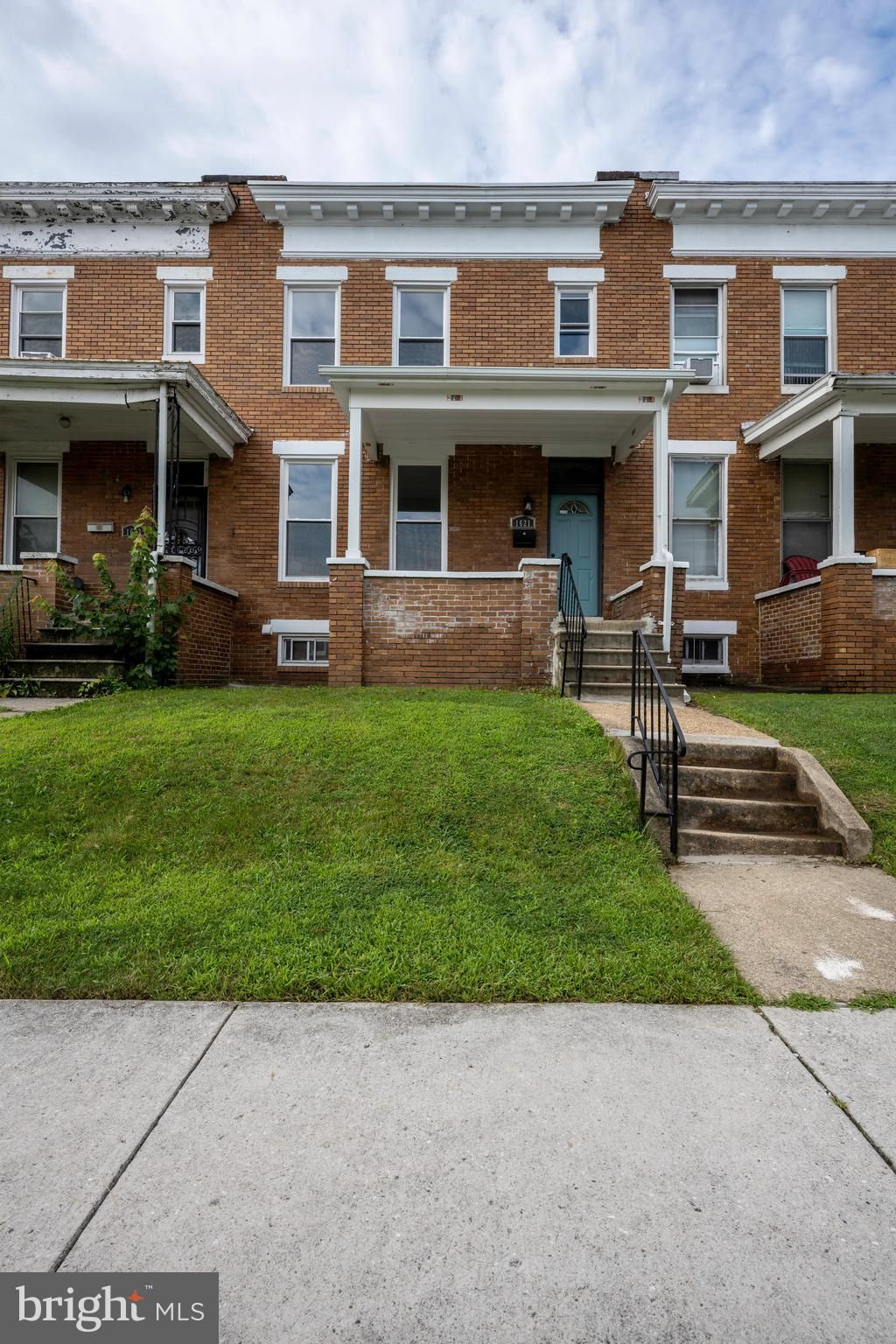 Photo of 1621 E 32nd Street, BALTIMORE, MD 21218 (MLS # MDBA2200156)