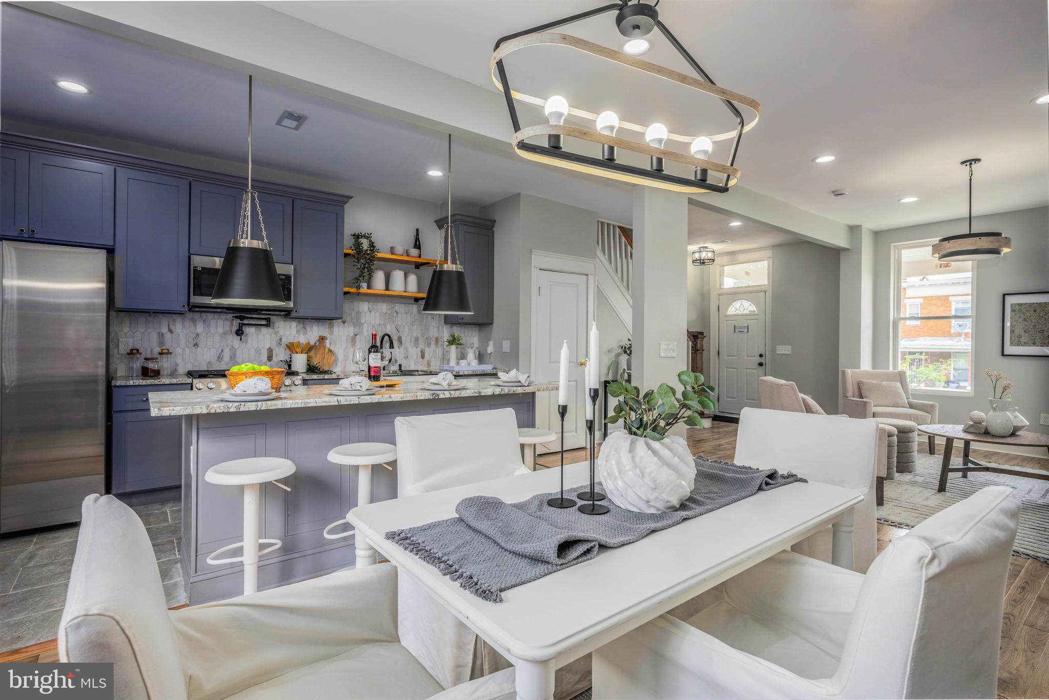 MONTEBELLO LAKE - Residential