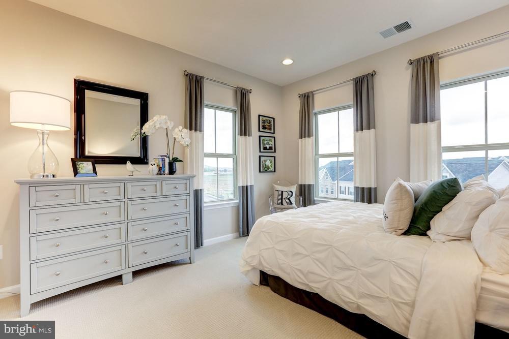 GLENN DALE CROSSING - Residential