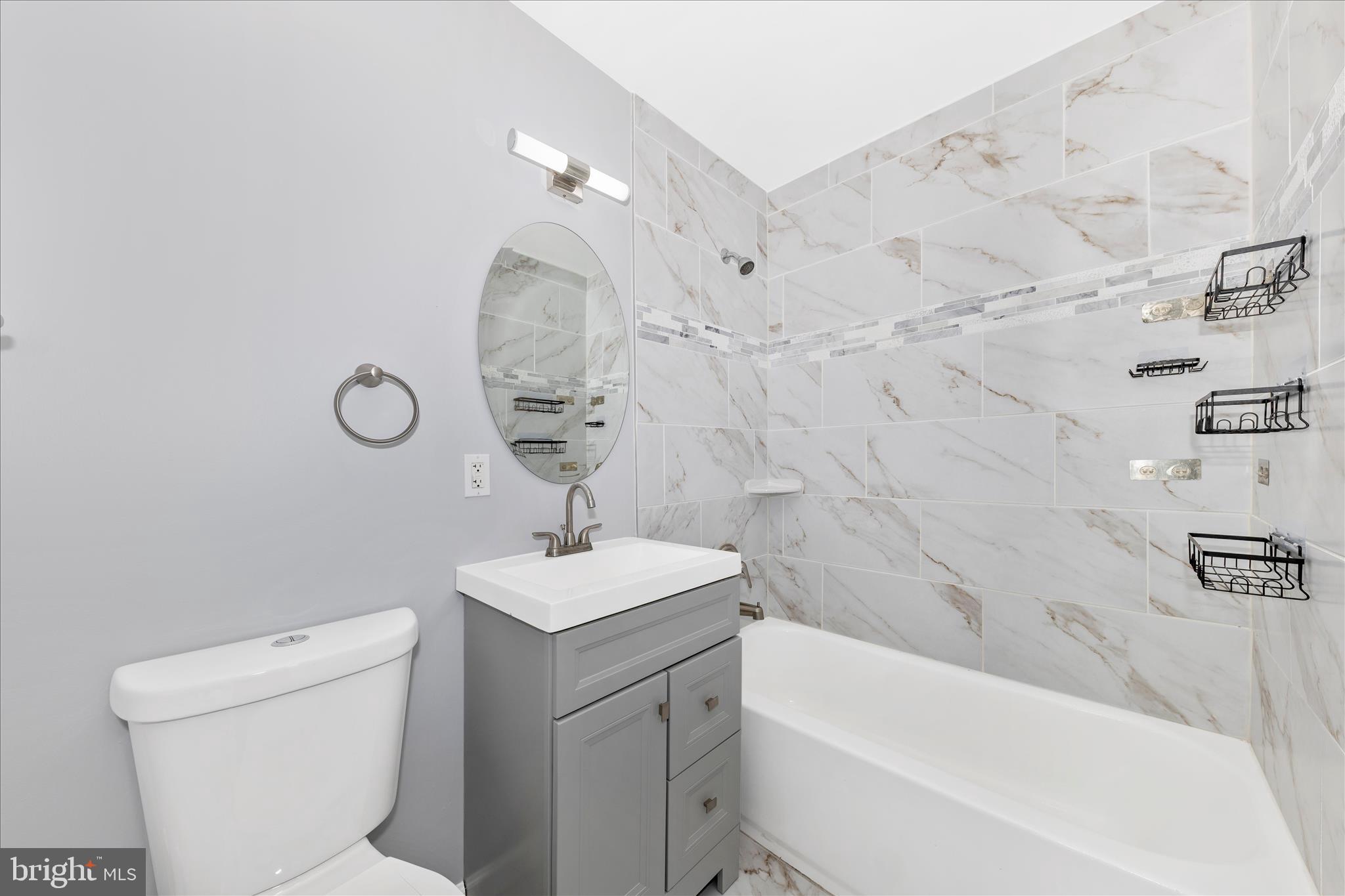 GUNNERS LAKE VILLAGE - Residential