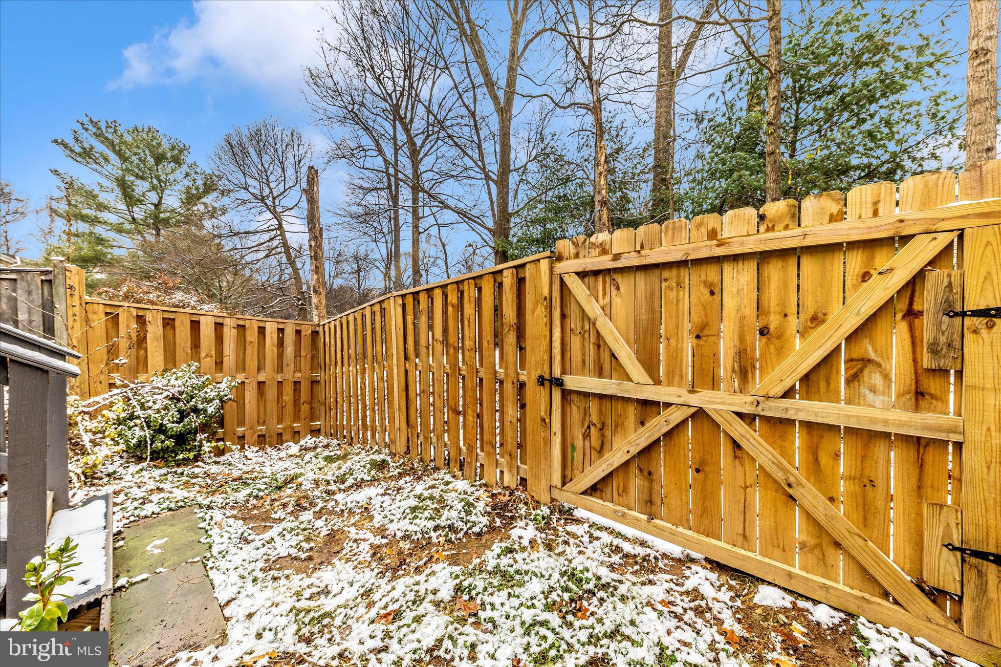 GUNNERS LAKE VILLAGE - Residential