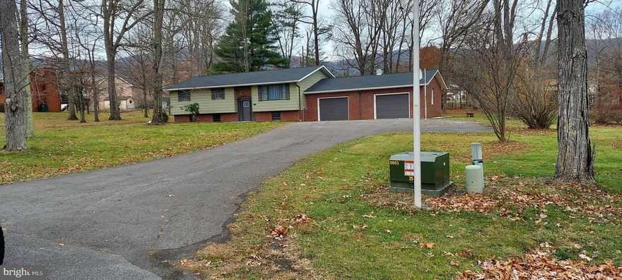 Forever home. Total remodeling. 3 spacious bedrooms,  3 bathrooms, completely remodeled, dine in kitchen, separate dining room. 2 large cars garage, big driway,  New roof, new air conditioning with new duct work. New cabinets and large kitchen island with quarz counter tops, stainless steel apliances. Completely new flooring. Finished basement with new drywall. New garage doors, updated electrical  panel. Fresh paint, and more