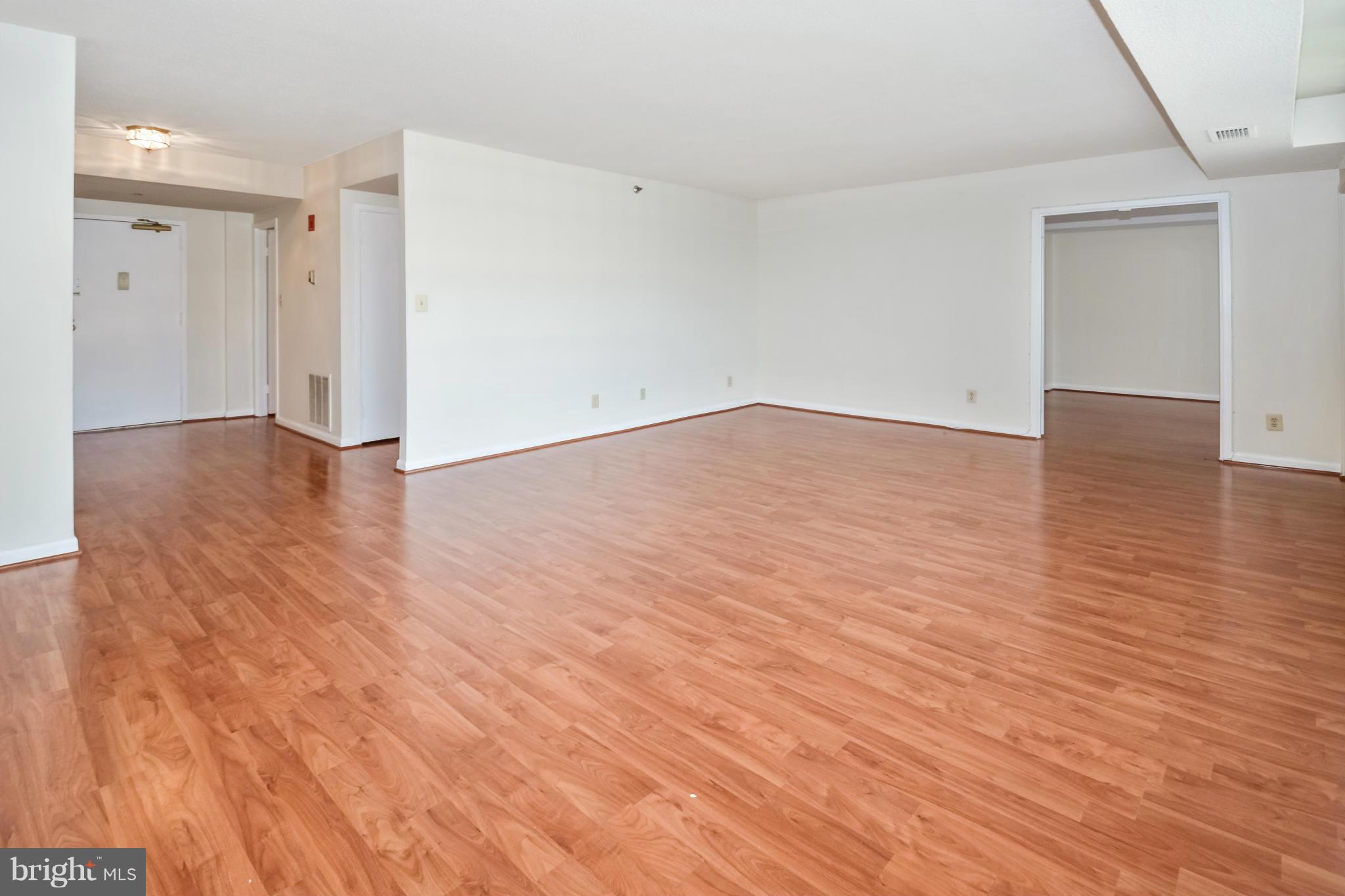 SKYLINE HOUSE - Residential Lease