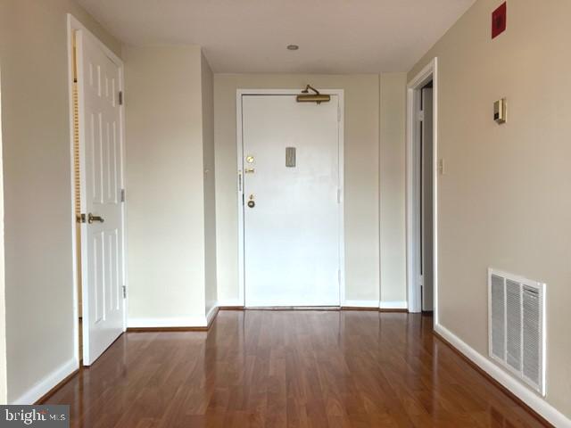 SKYLINE HOUSE - Residential Lease