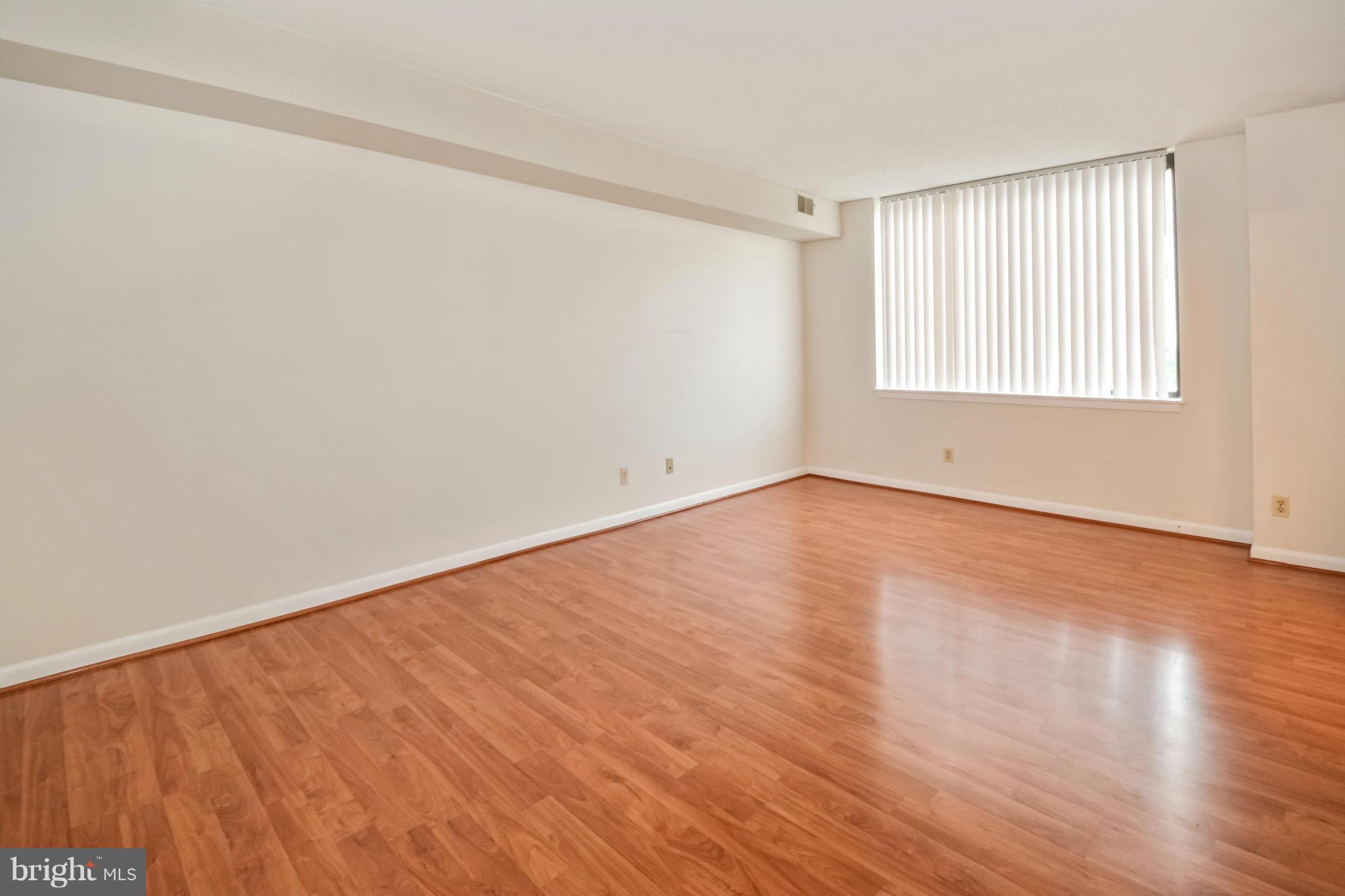 SKYLINE HOUSE - Residential Lease