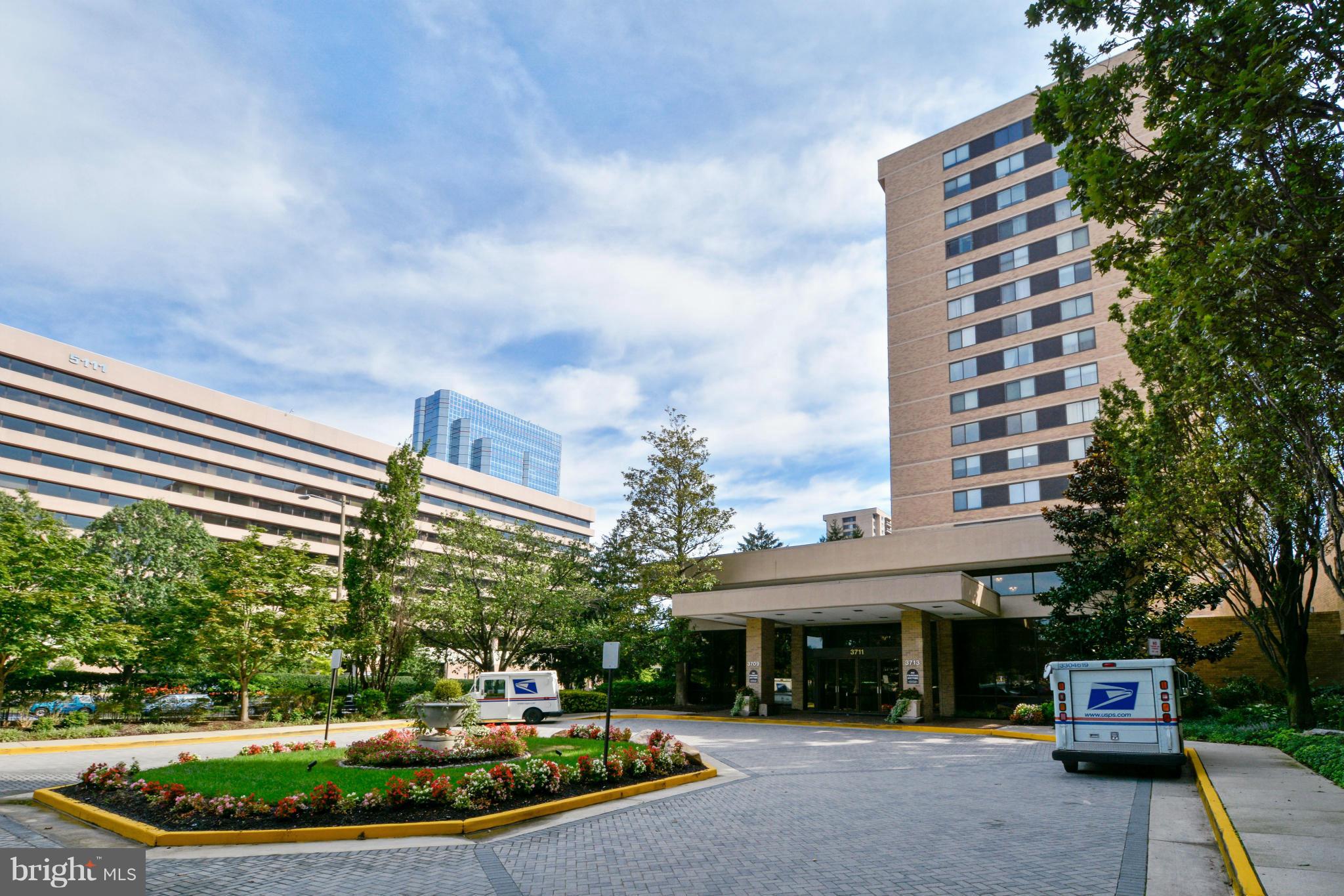 SKYLINE HOUSE - Residential Lease