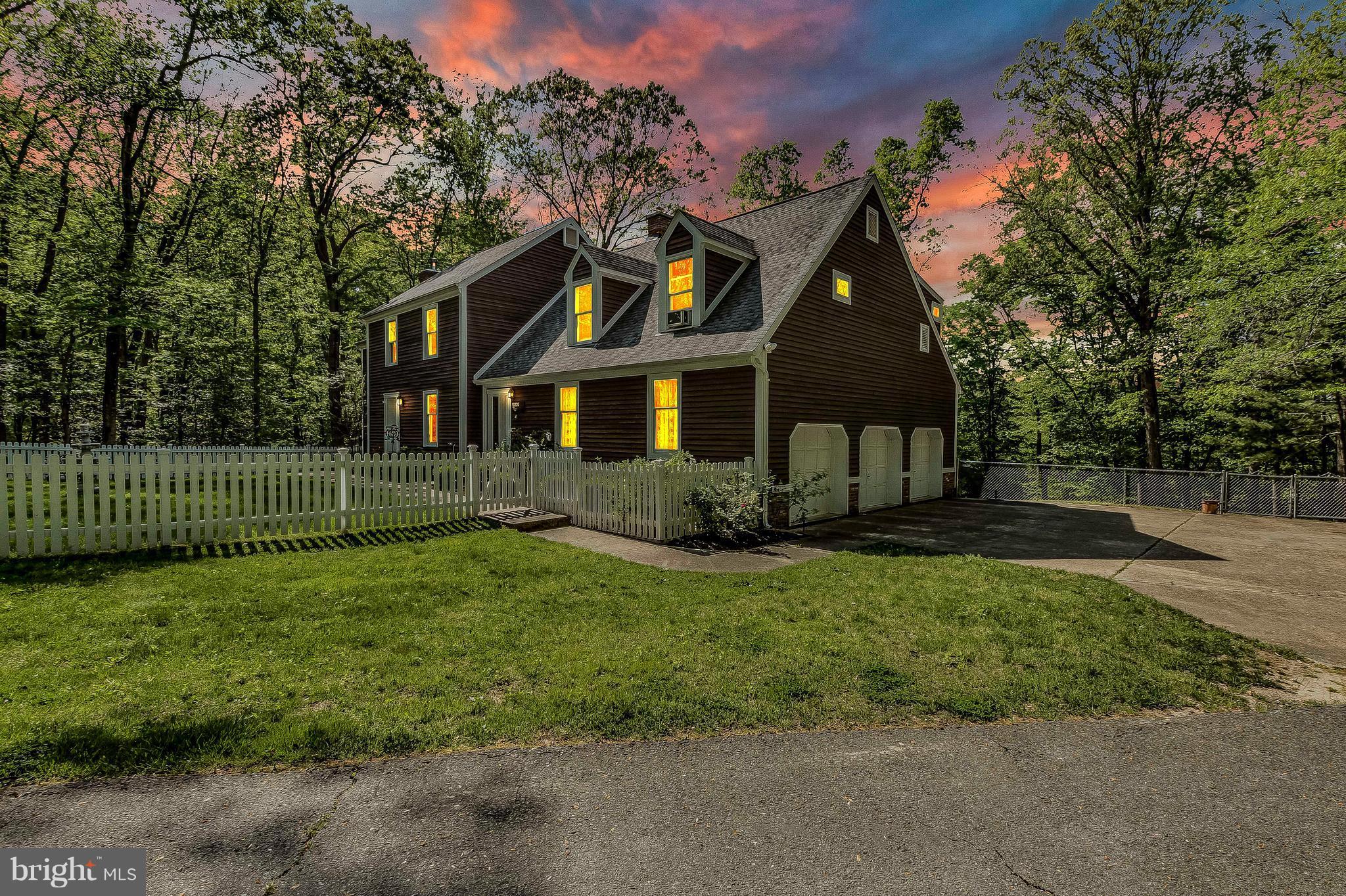 FERRY LANDING WOODS - Residential Lease