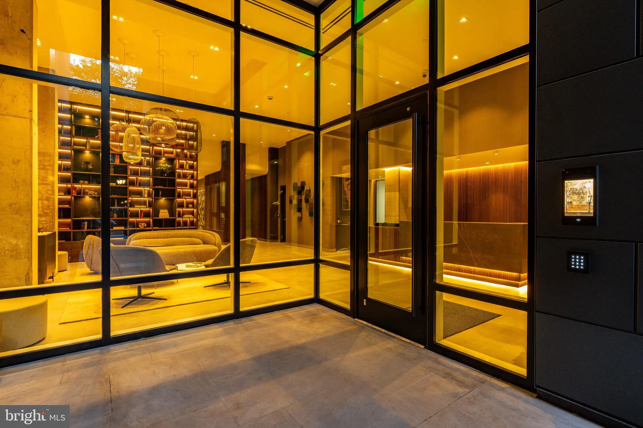 Philadelphia, Pennsylvania 19106, United States, 5 Bedrooms Bedrooms, ,6 BathroomsBathrooms,Residential,Active,119105