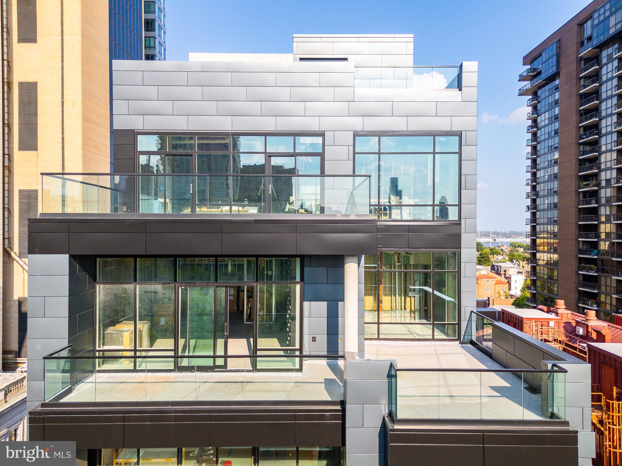WASHINGTON SQ - Residential