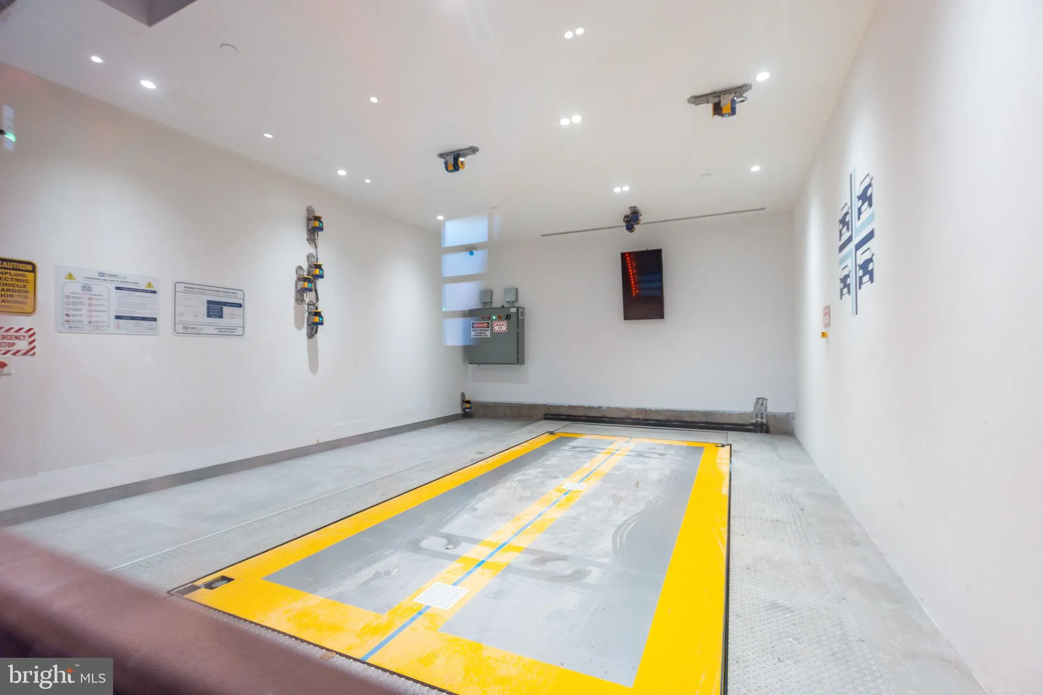 Philadelphia, Pennsylvania 19106, United States, 5 Bedrooms Bedrooms, ,6 BathroomsBathrooms,Residential,Active,119105