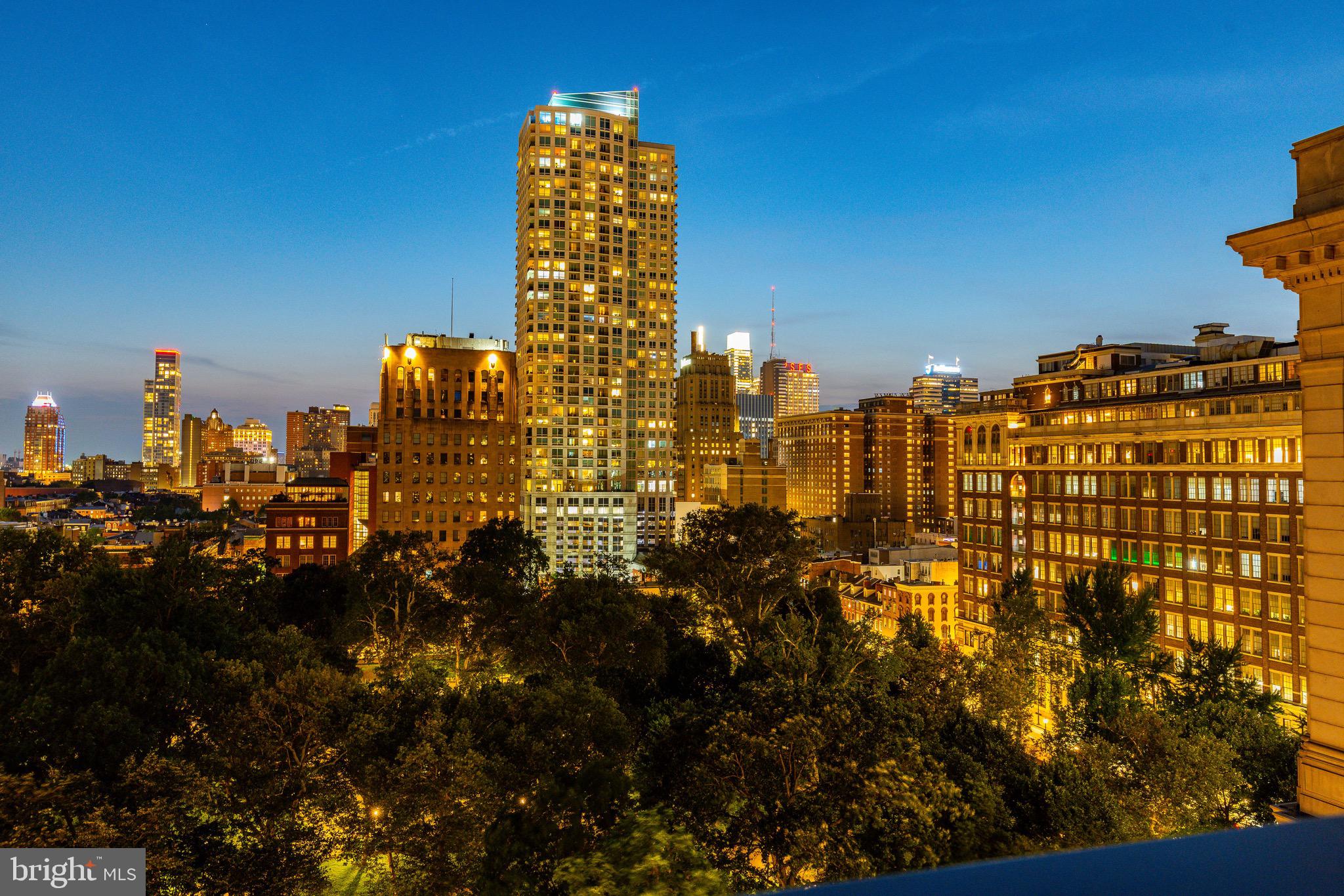 WASHINGTON SQ - Residential
