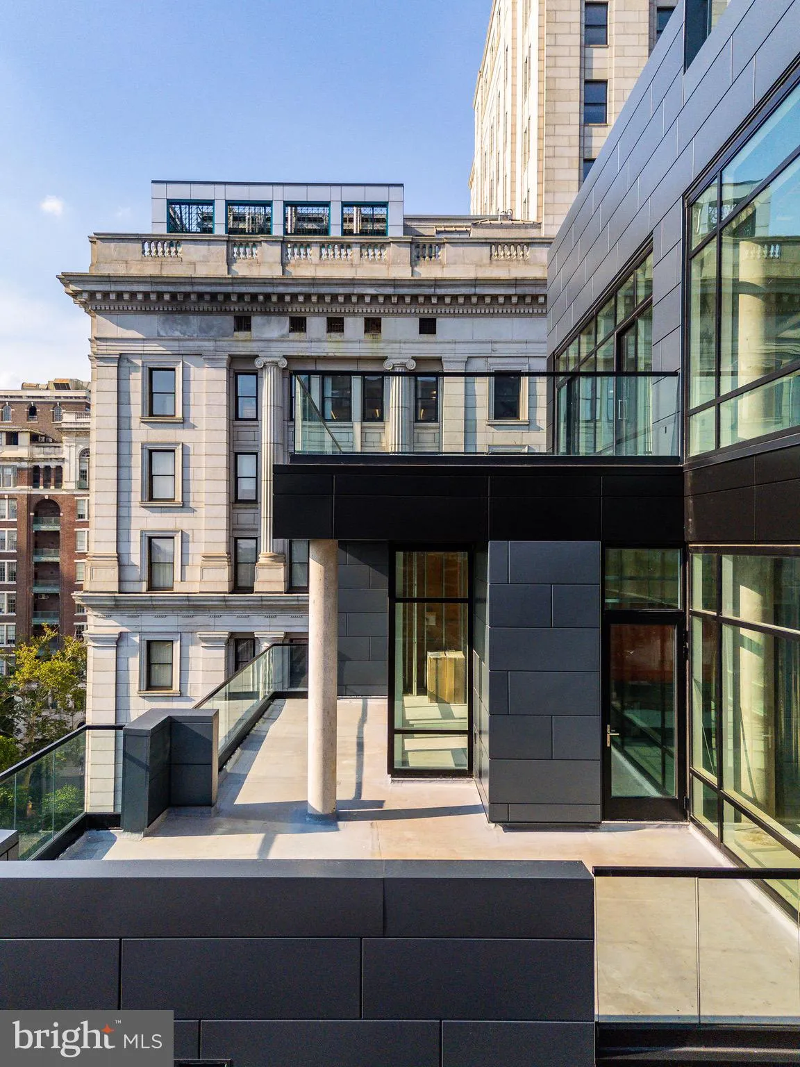 Philadelphia, Pennsylvania 19106, United States, 5 Bedrooms Bedrooms, ,6 BathroomsBathrooms,Residential,Active,119105