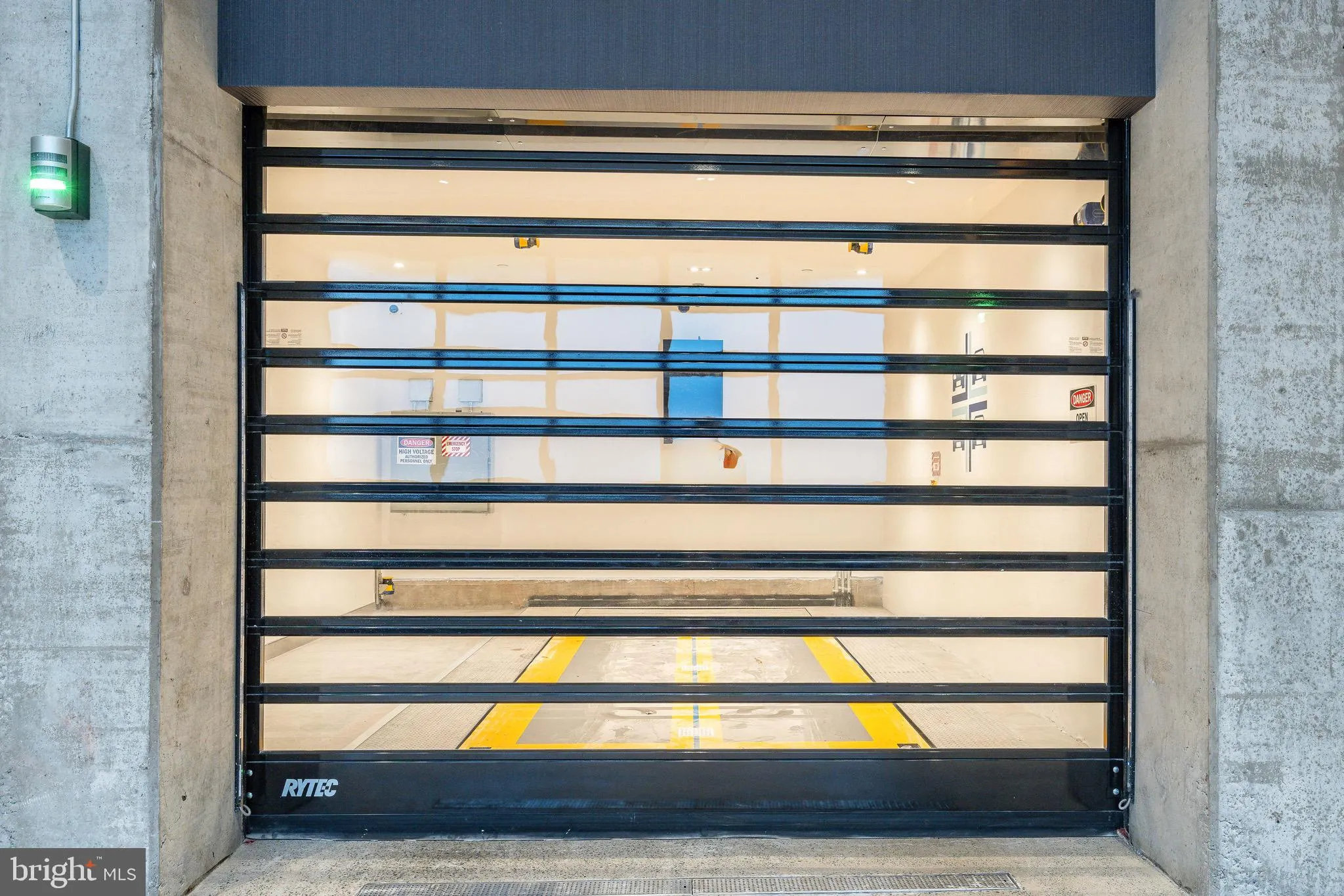 Philadelphia, Pennsylvania 19106, United States, 5 Bedrooms Bedrooms, ,6 BathroomsBathrooms,Residential,Active,119105