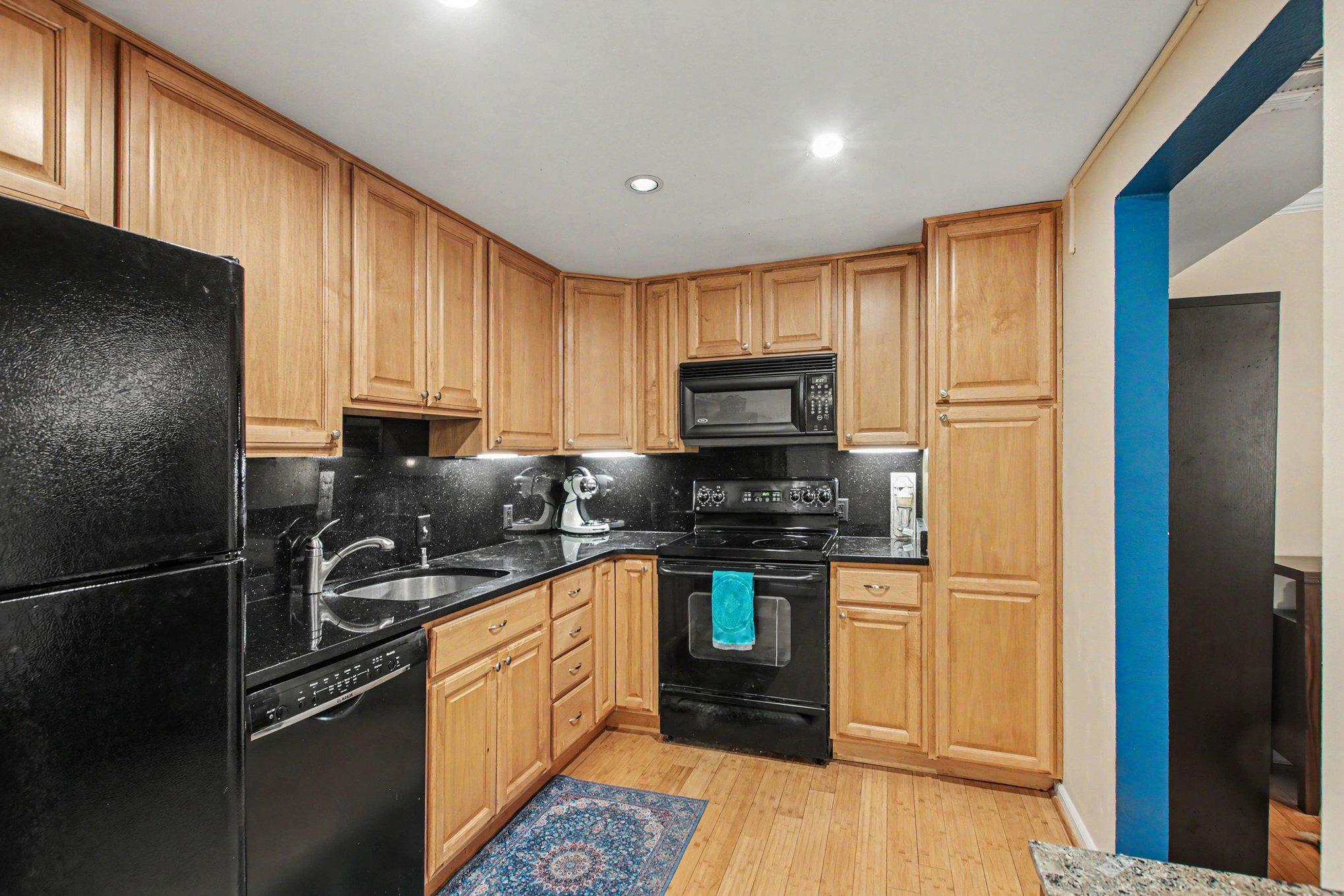 Property Search 7621 PROVINCIAL DRIVE 307