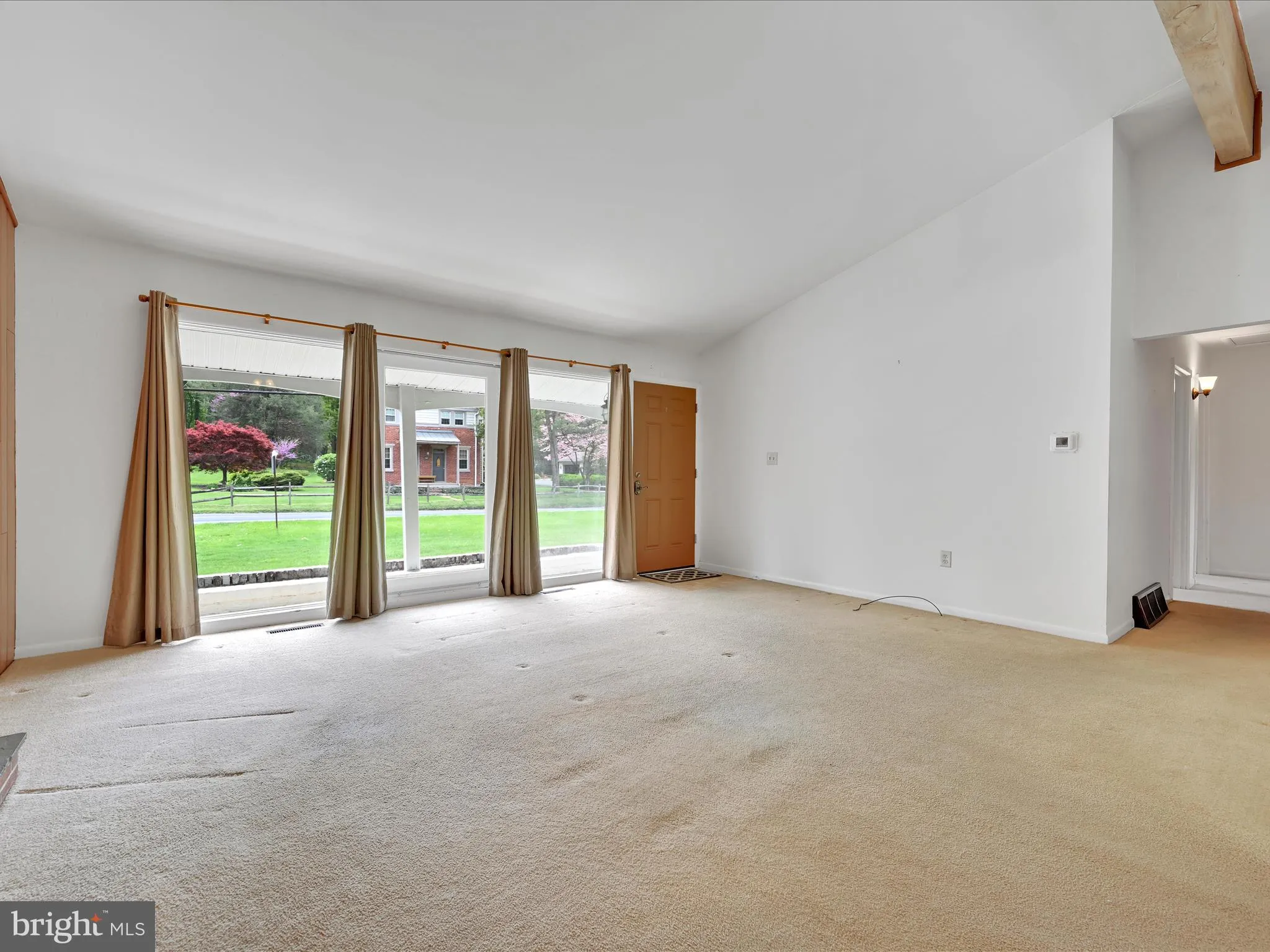 Lancaster, Pennsylvania 17601, United States, 3 Bedrooms Bedrooms, ,2 BathroomsBathrooms,Residential,Pending,118084