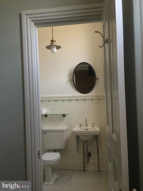 BOLTON HILL HISTORIC DISTRICT - Residential Lease