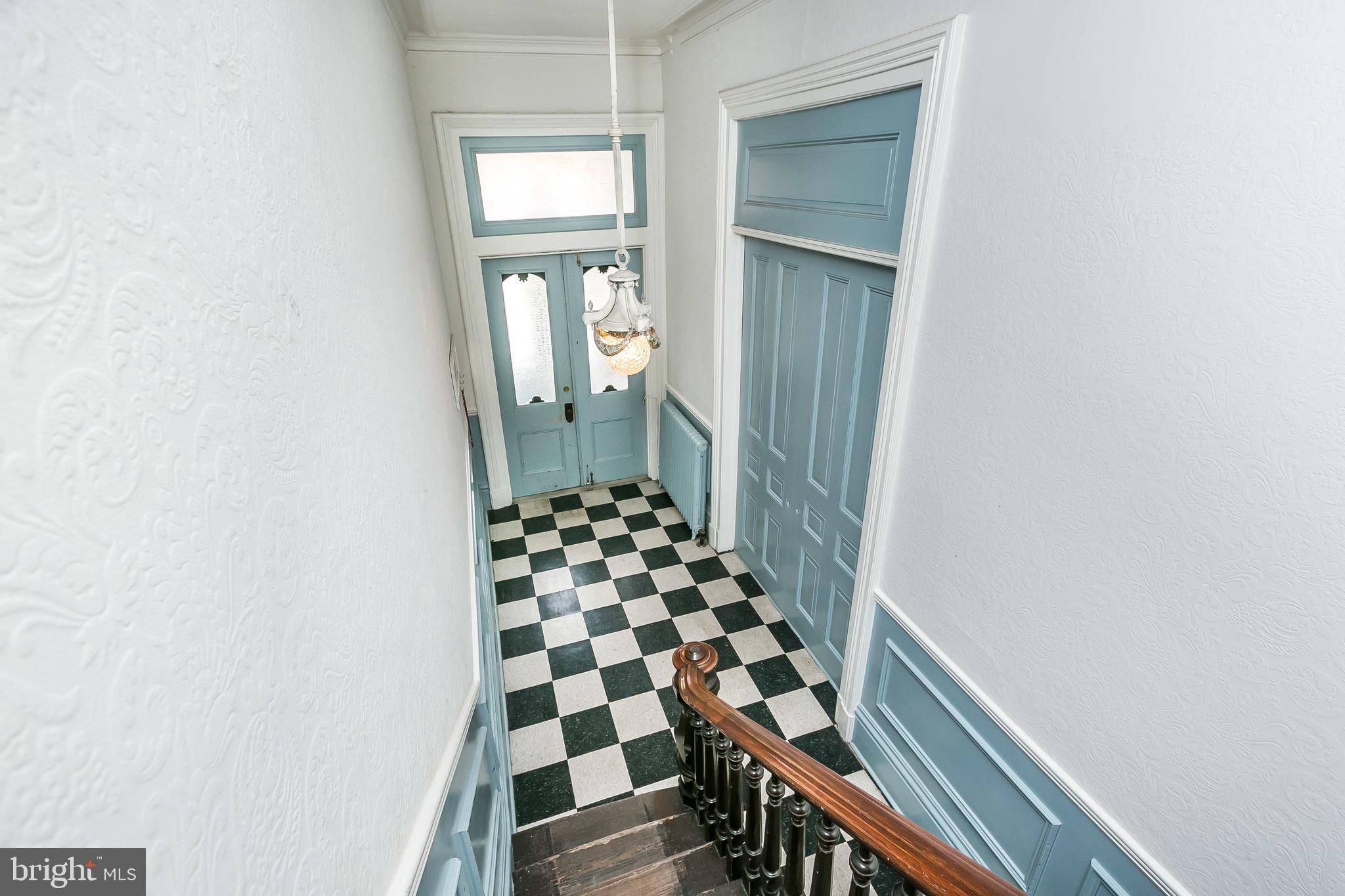 BOLTON HILL HISTORIC DISTRICT - Residential Lease