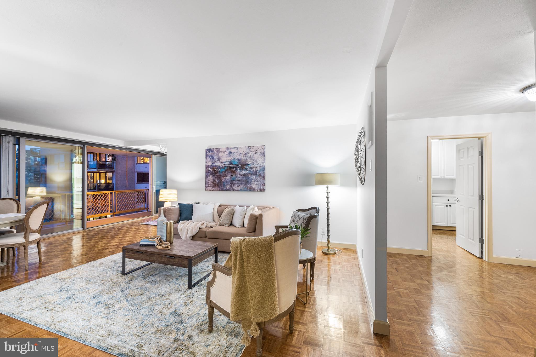 ART MUSEUM AREA - Residential