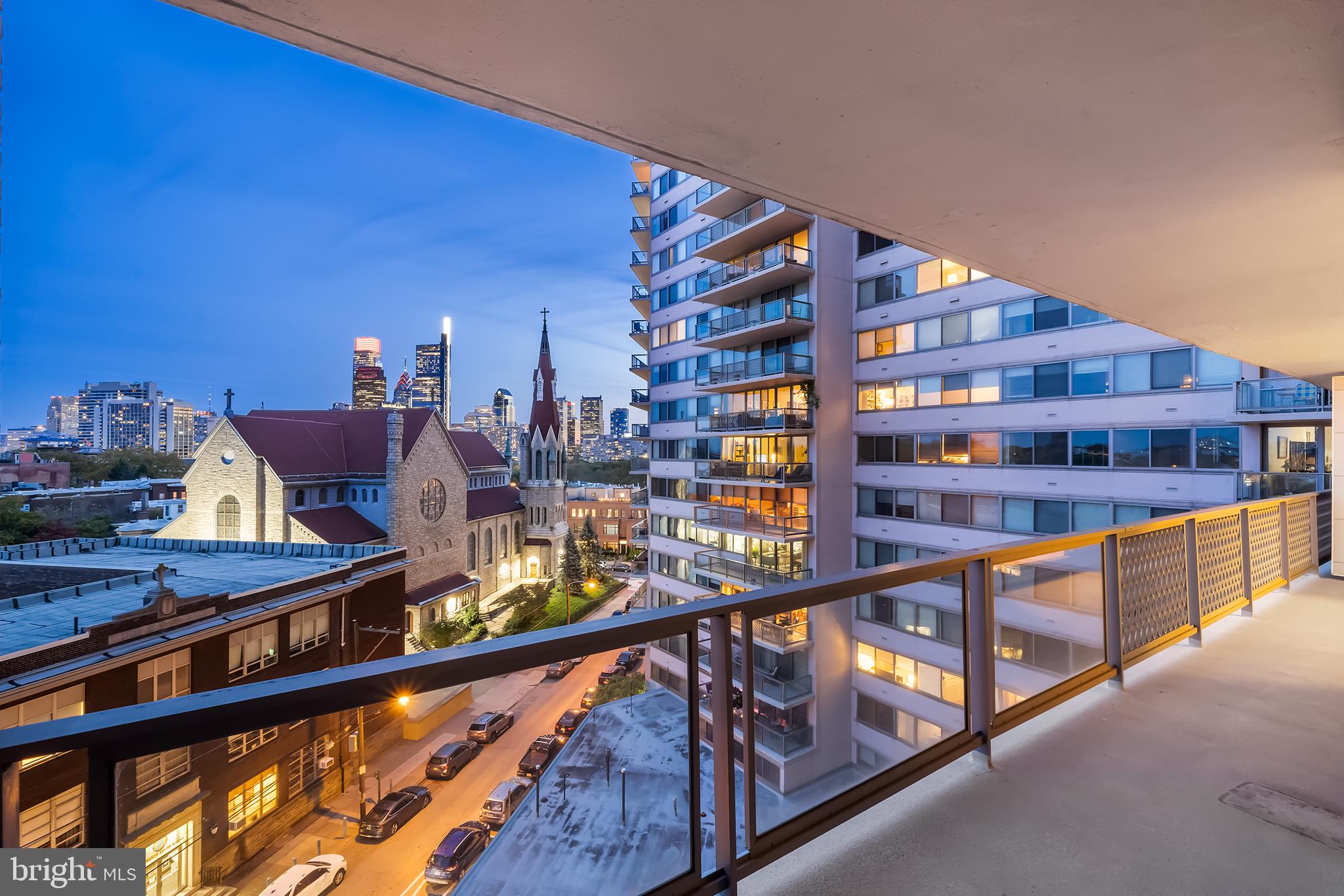ART MUSEUM AREA - Residential
