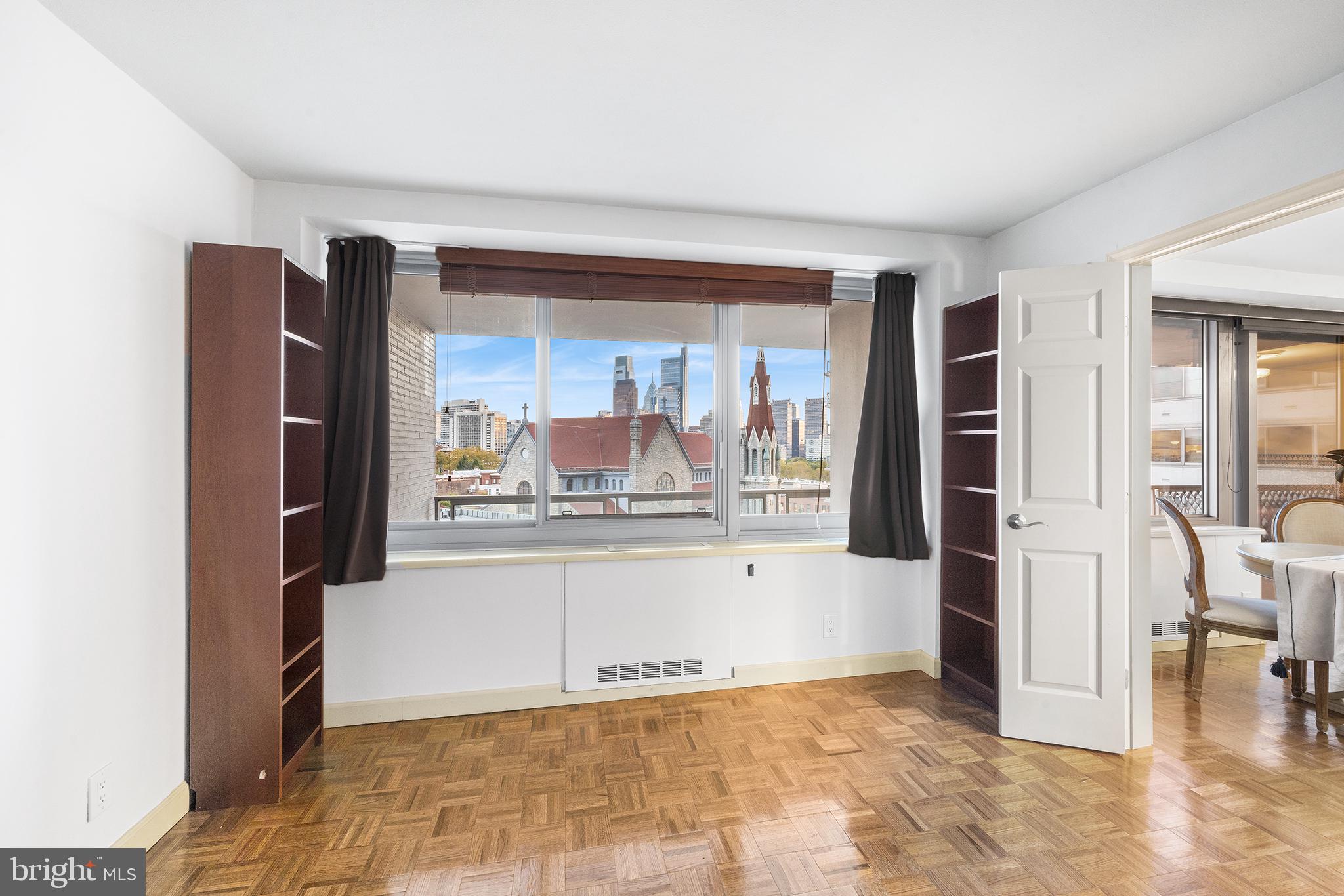 ART MUSEUM AREA - Residential