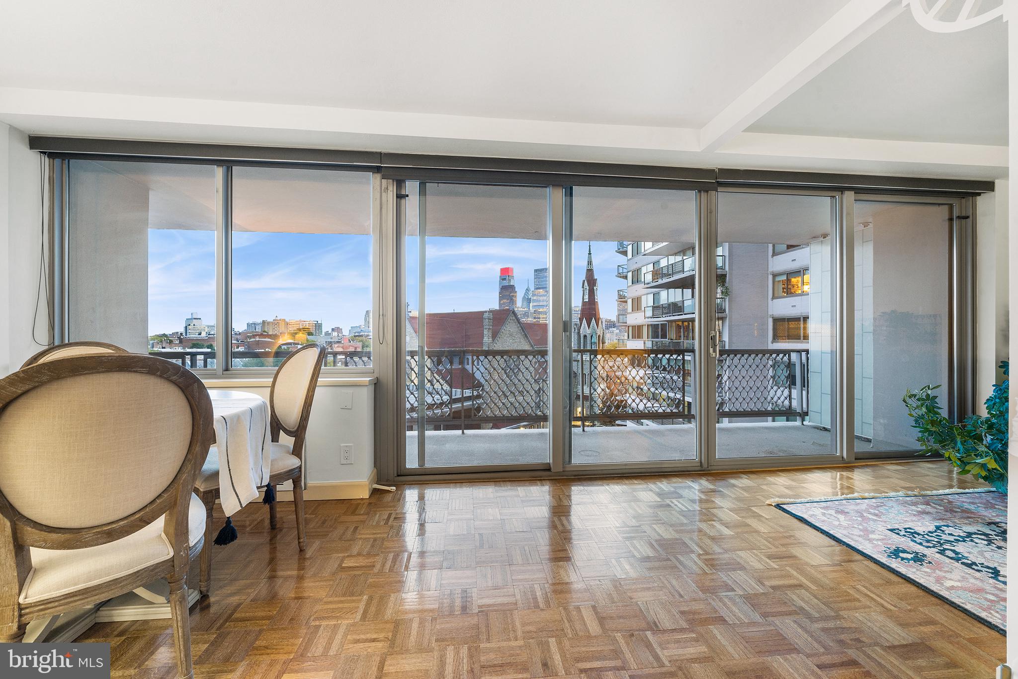 ART MUSEUM AREA - Residential