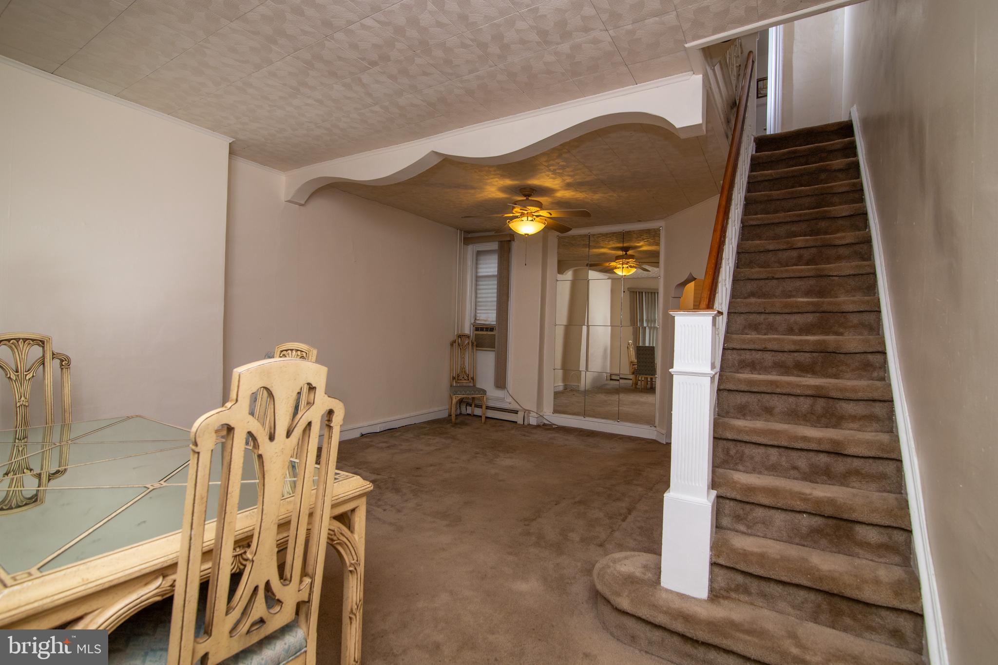 1452 N ALLISON STREET