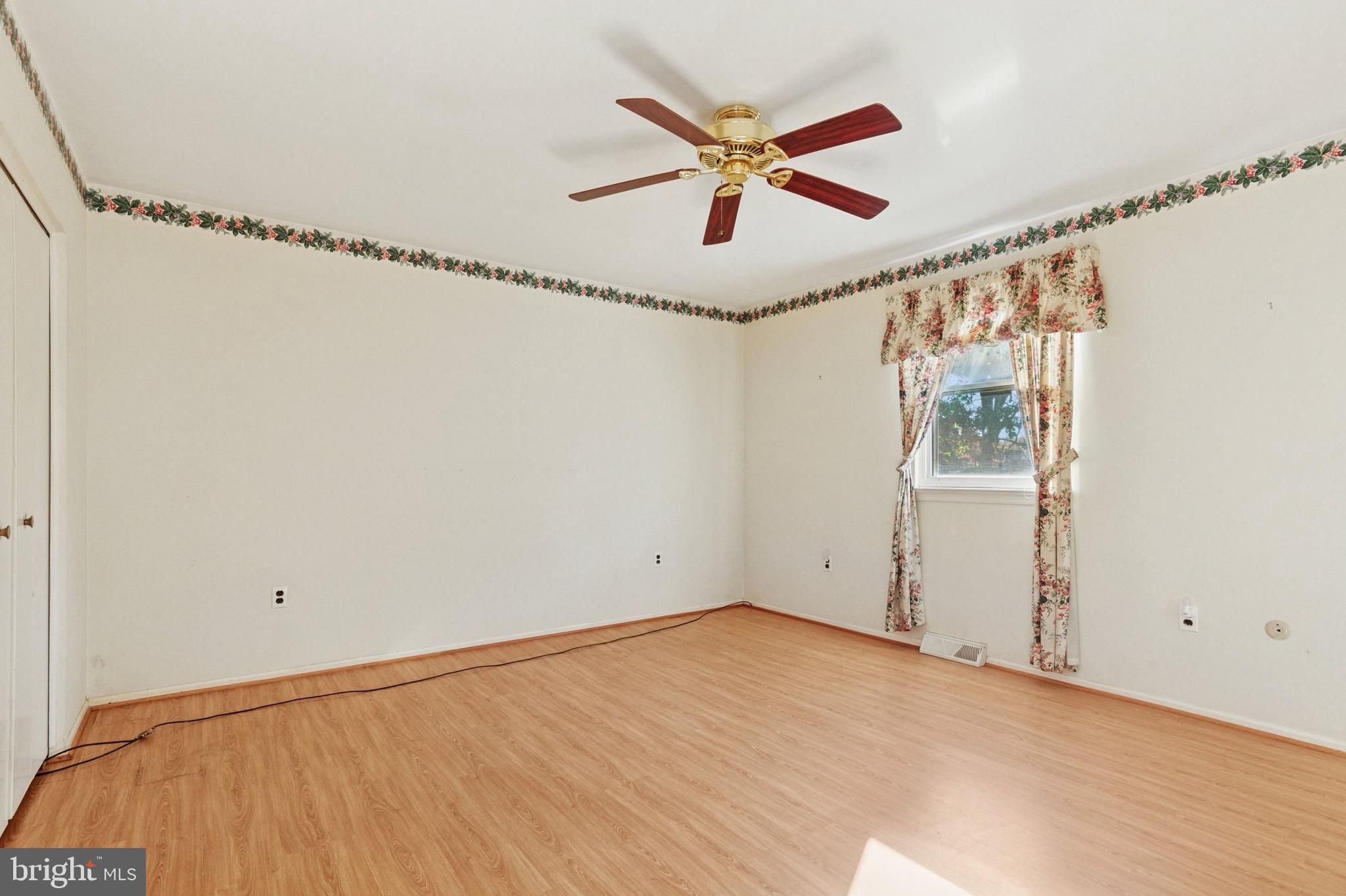 FLOURTOWN - Residential