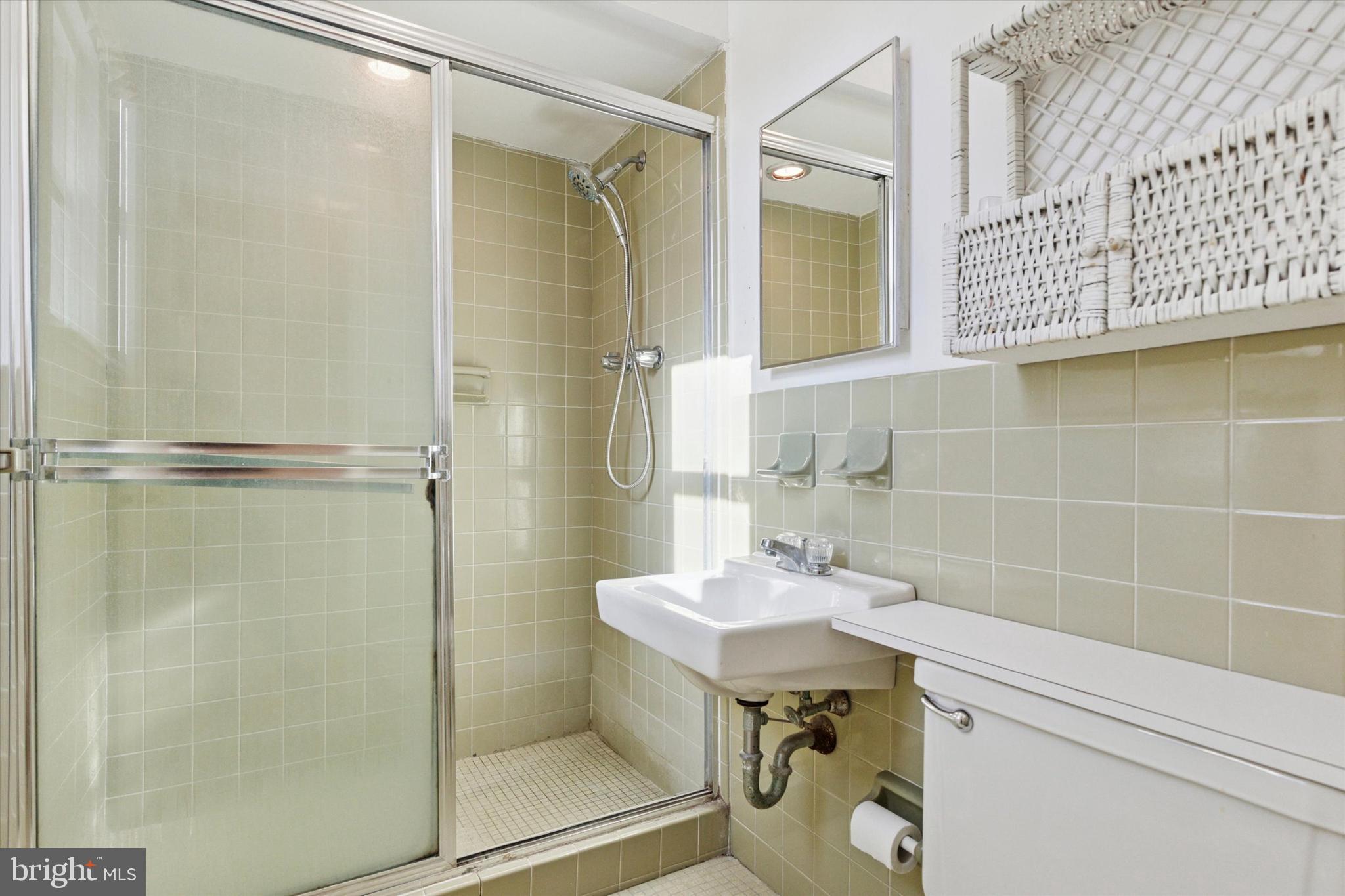 FLOURTOWN - Residential