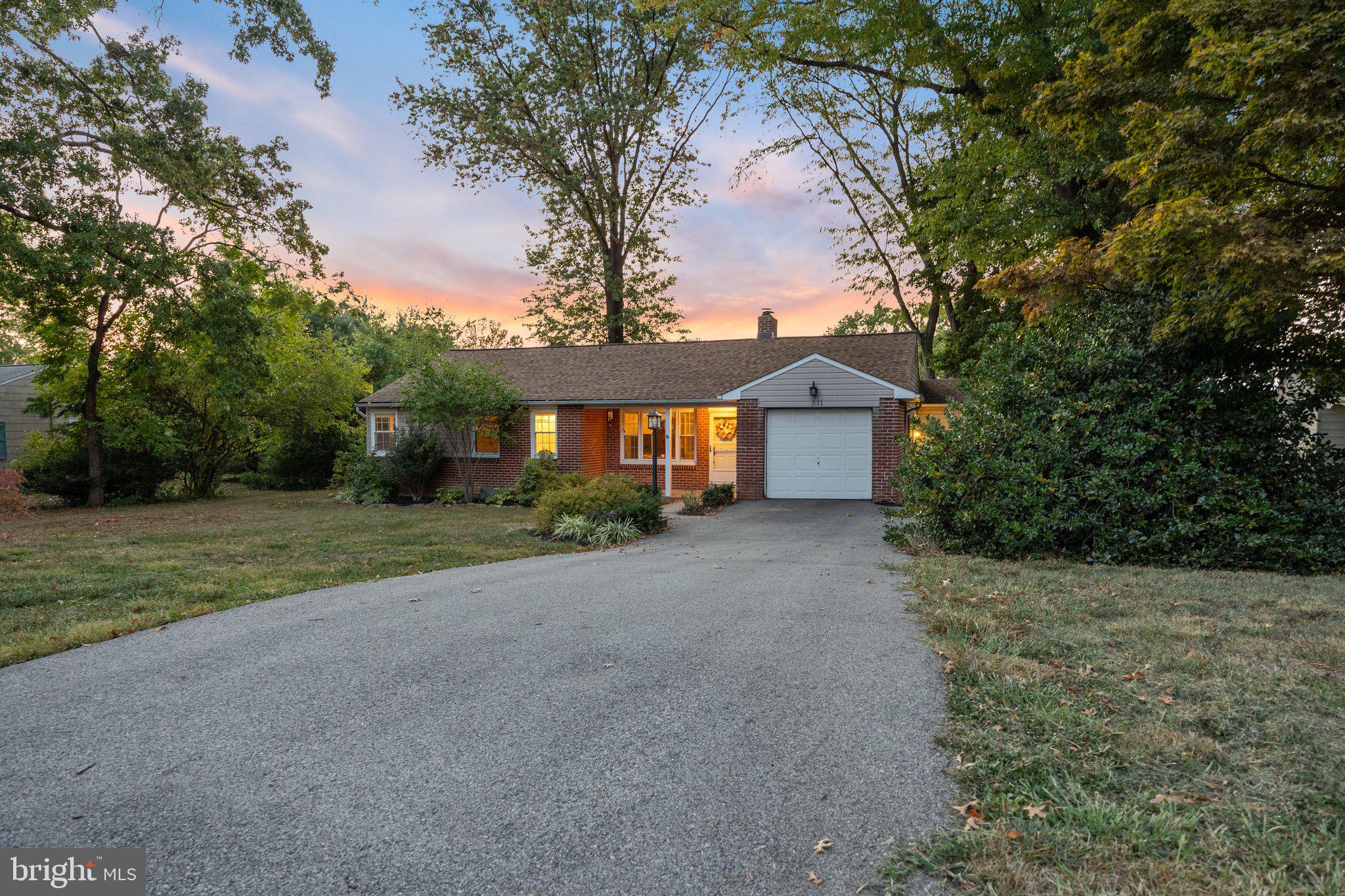 ENFIELD - Residential