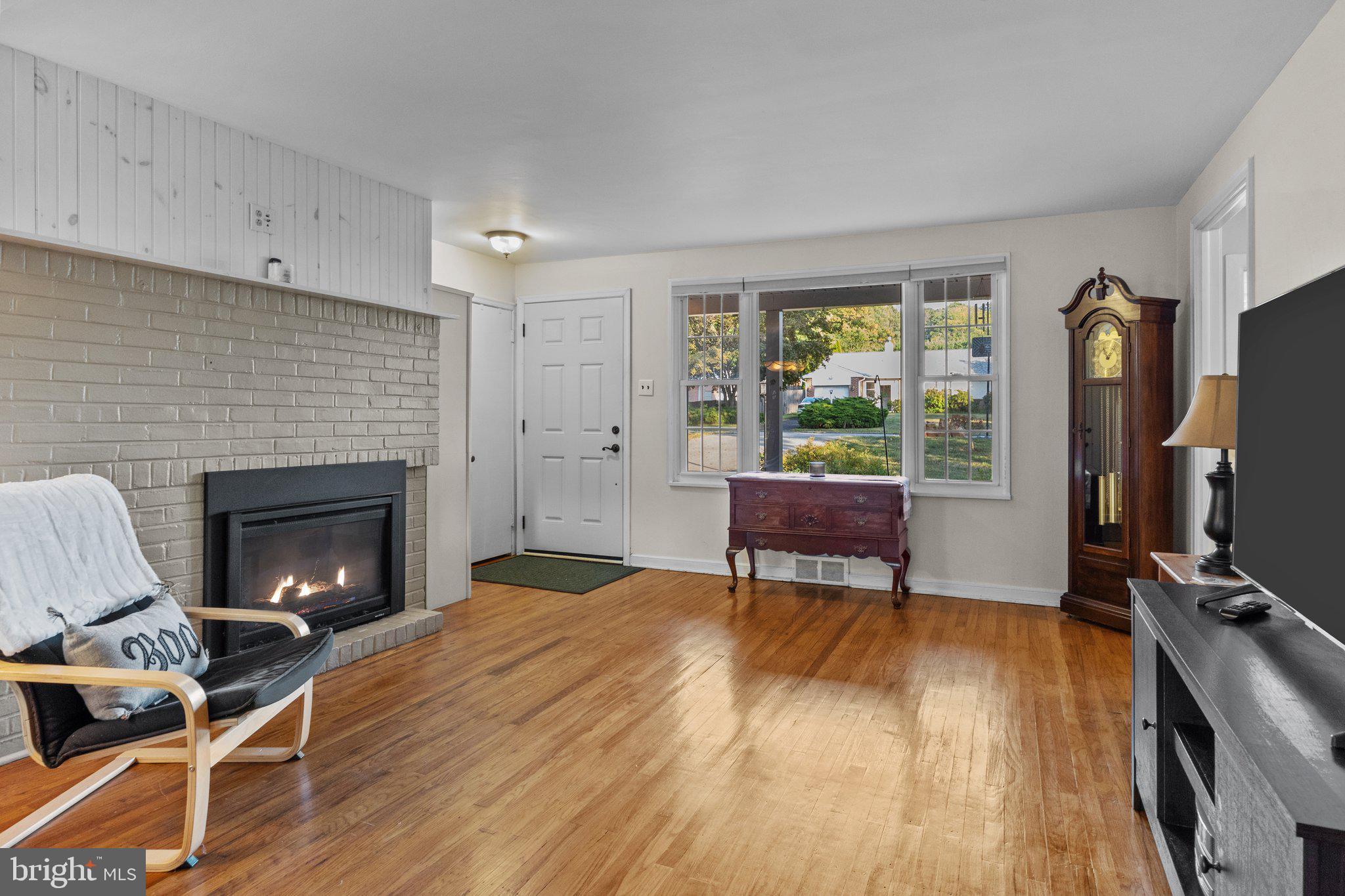 ENFIELD - Residential