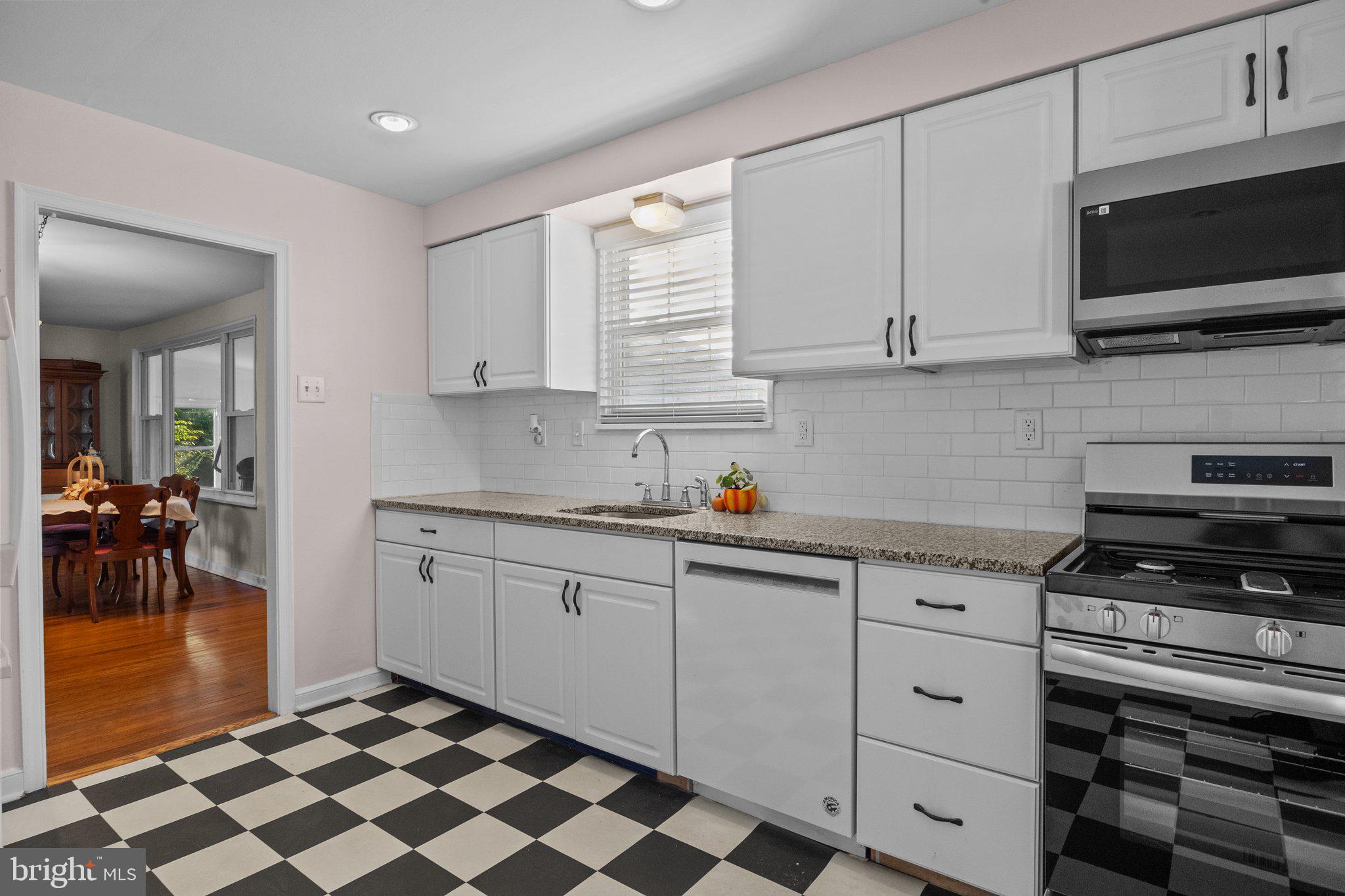 ENFIELD - Residential