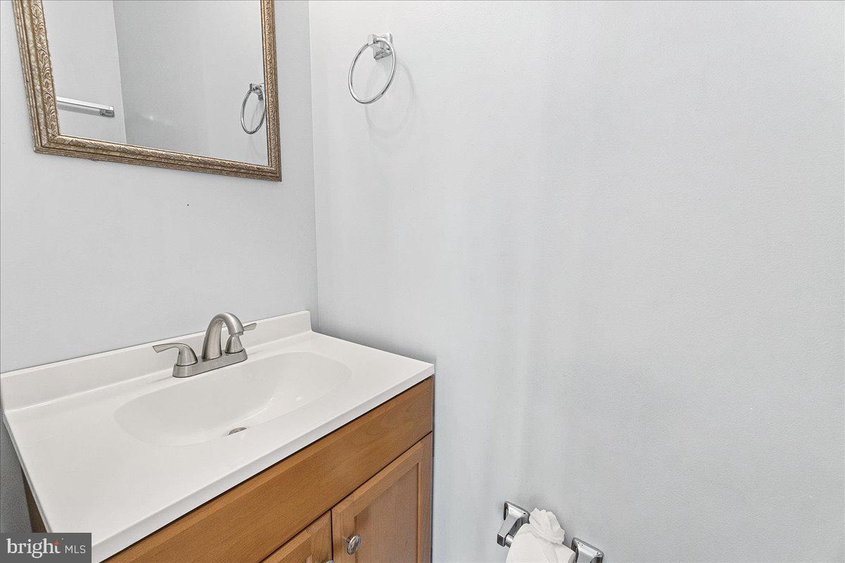 TWIN ARCH CROSSING - Residential