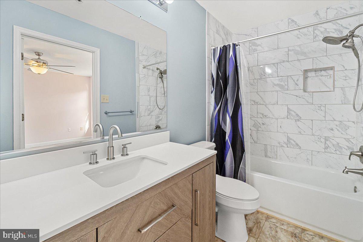 TWIN ARCH CROSSING - Residential