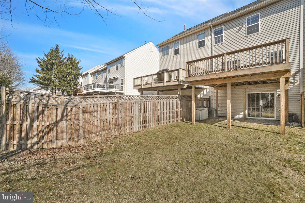 TWIN ARCH CROSSING - Residential