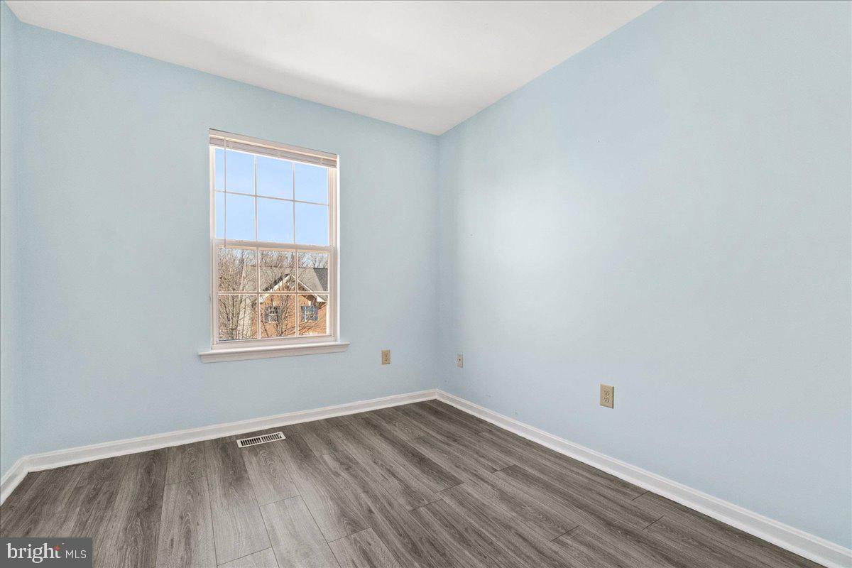 TWIN ARCH CROSSING - Residential