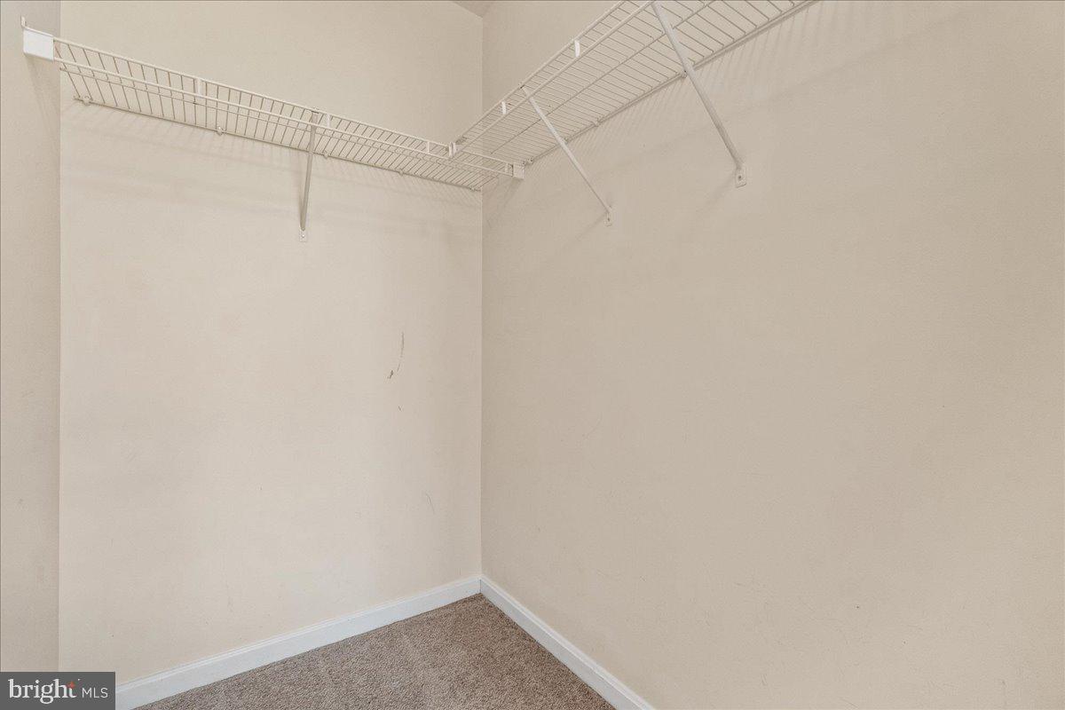 TWIN ARCH CROSSING - Residential