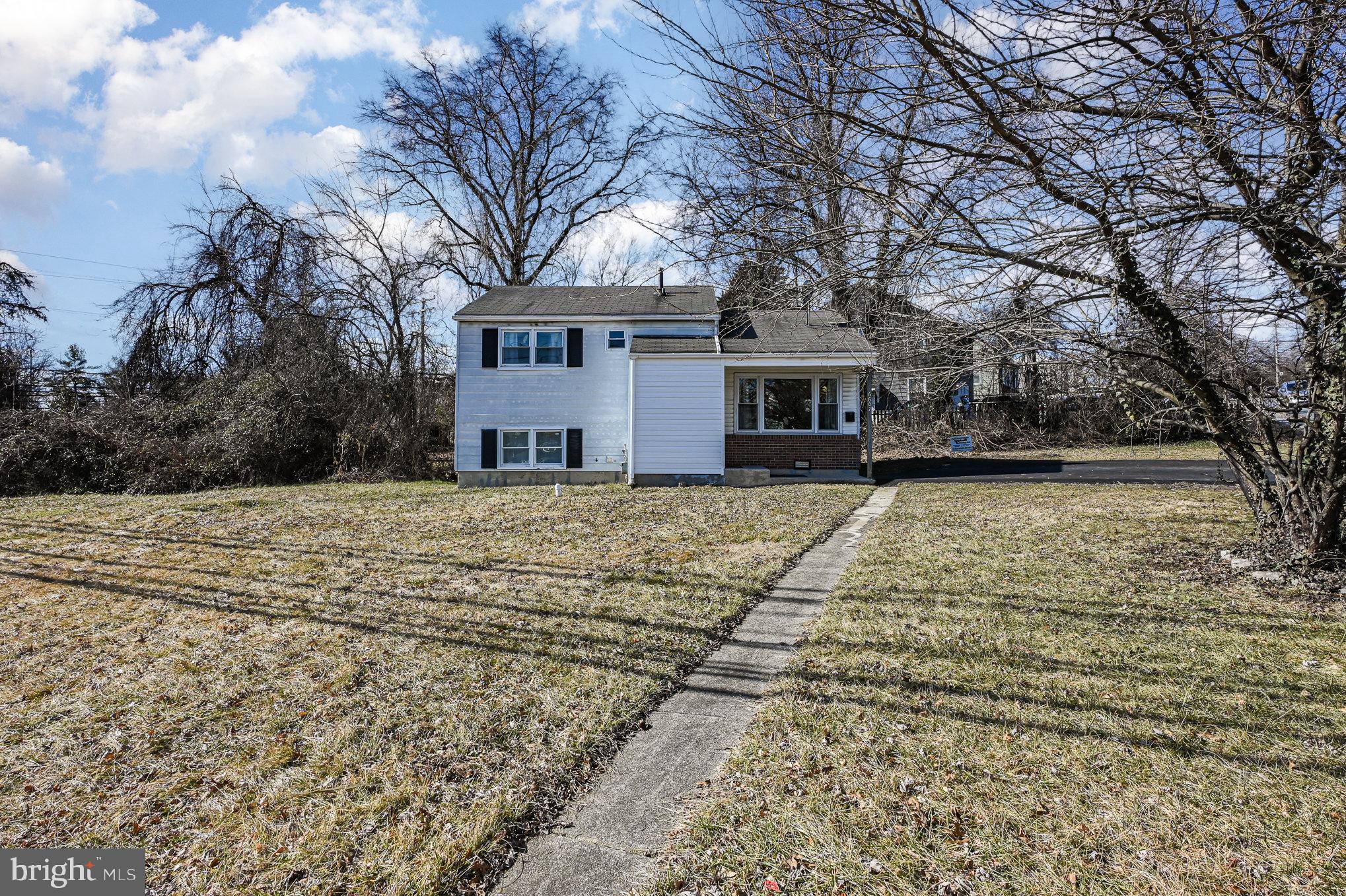 THE MEADOWS - Residential