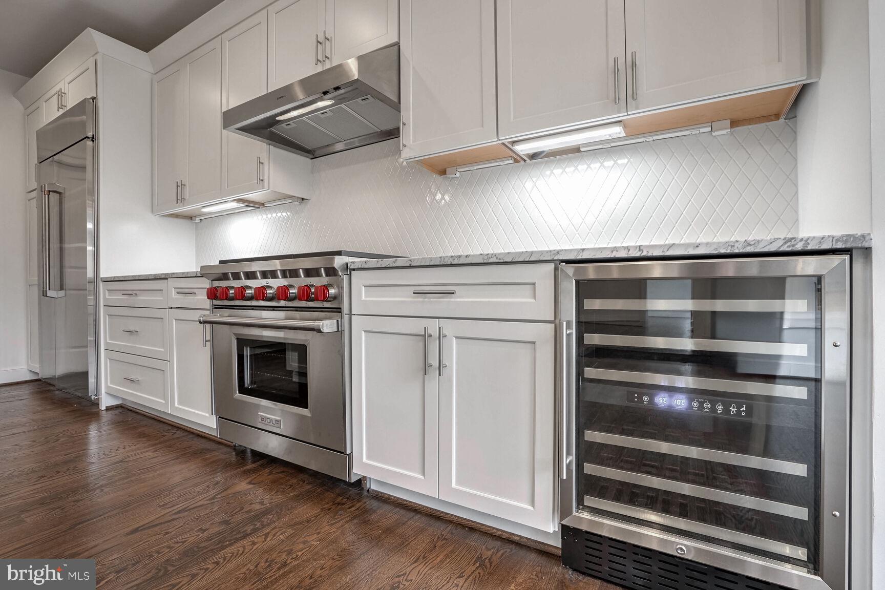 RIDGEVIEW - Residential