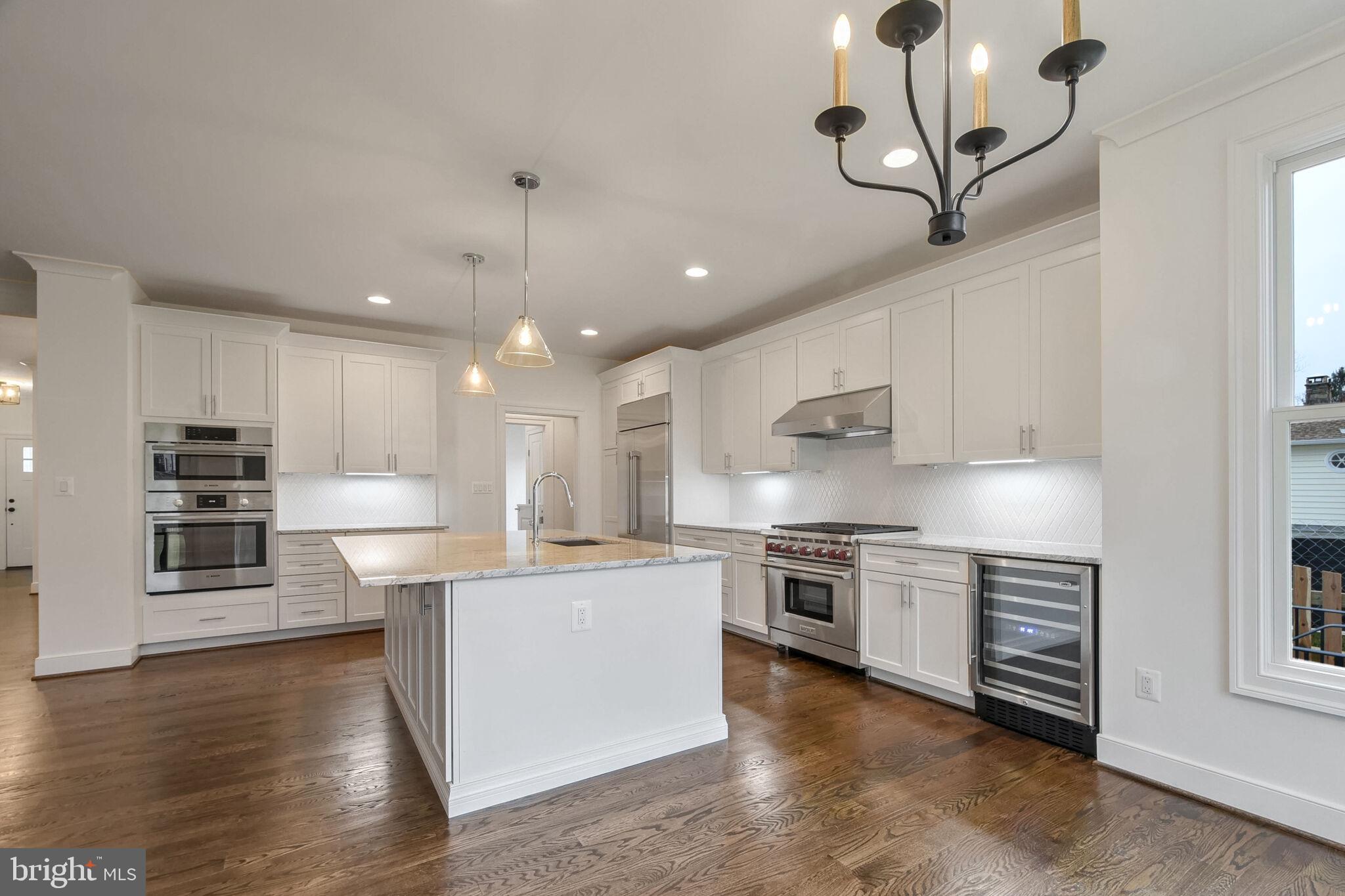 RIDGEVIEW - Residential