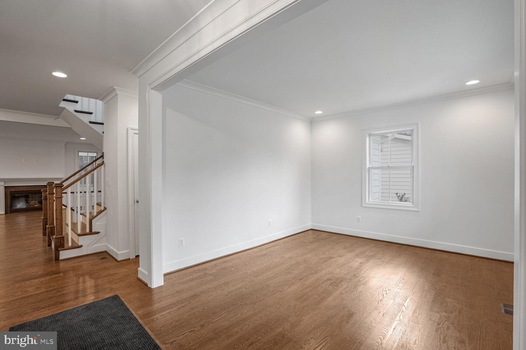 RIDGEVIEW - Residential