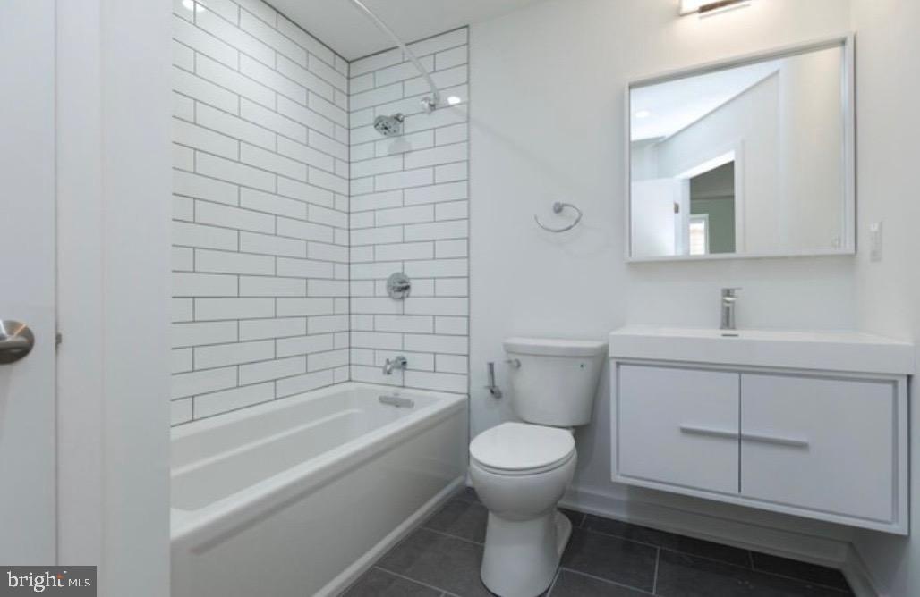 FISHTOWN - Residential Lease