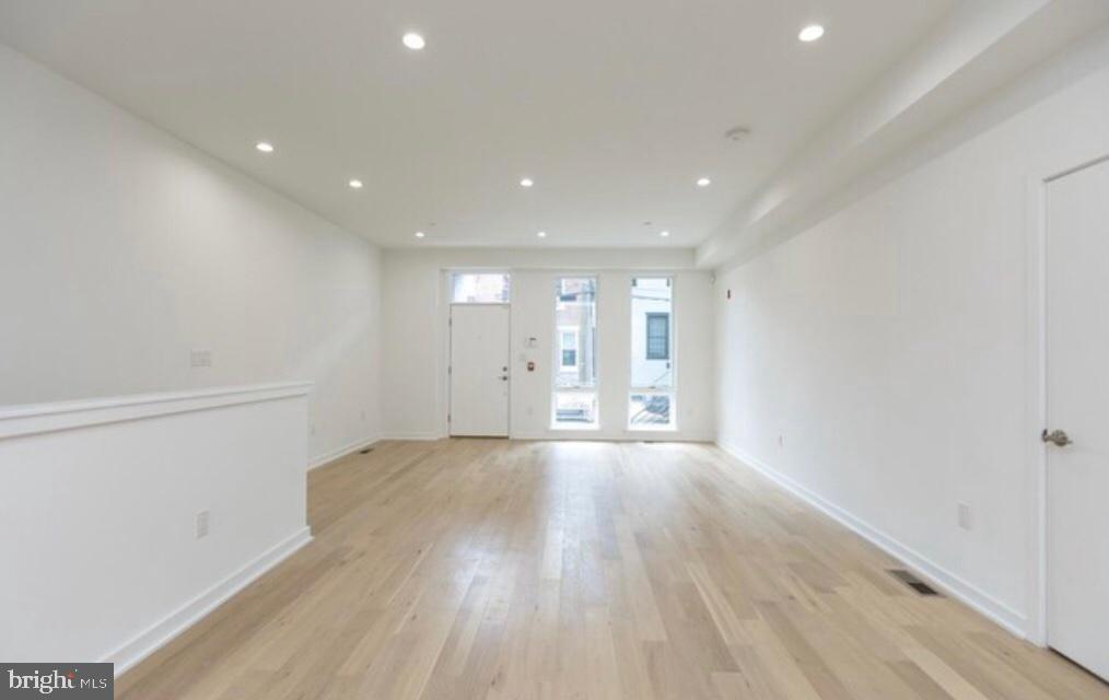 FISHTOWN - Residential Lease