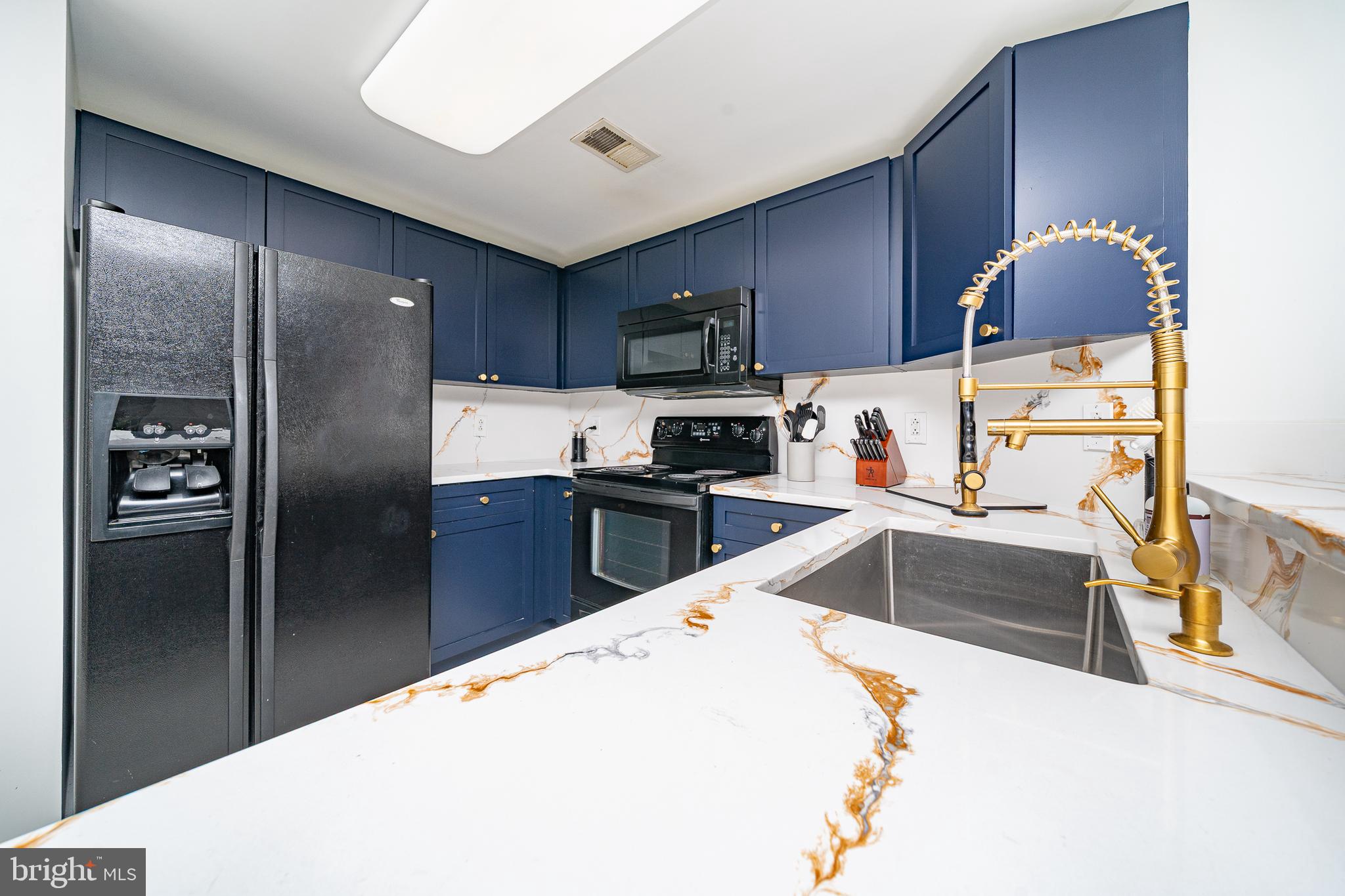 GALLERY PLACE - Residential Lease