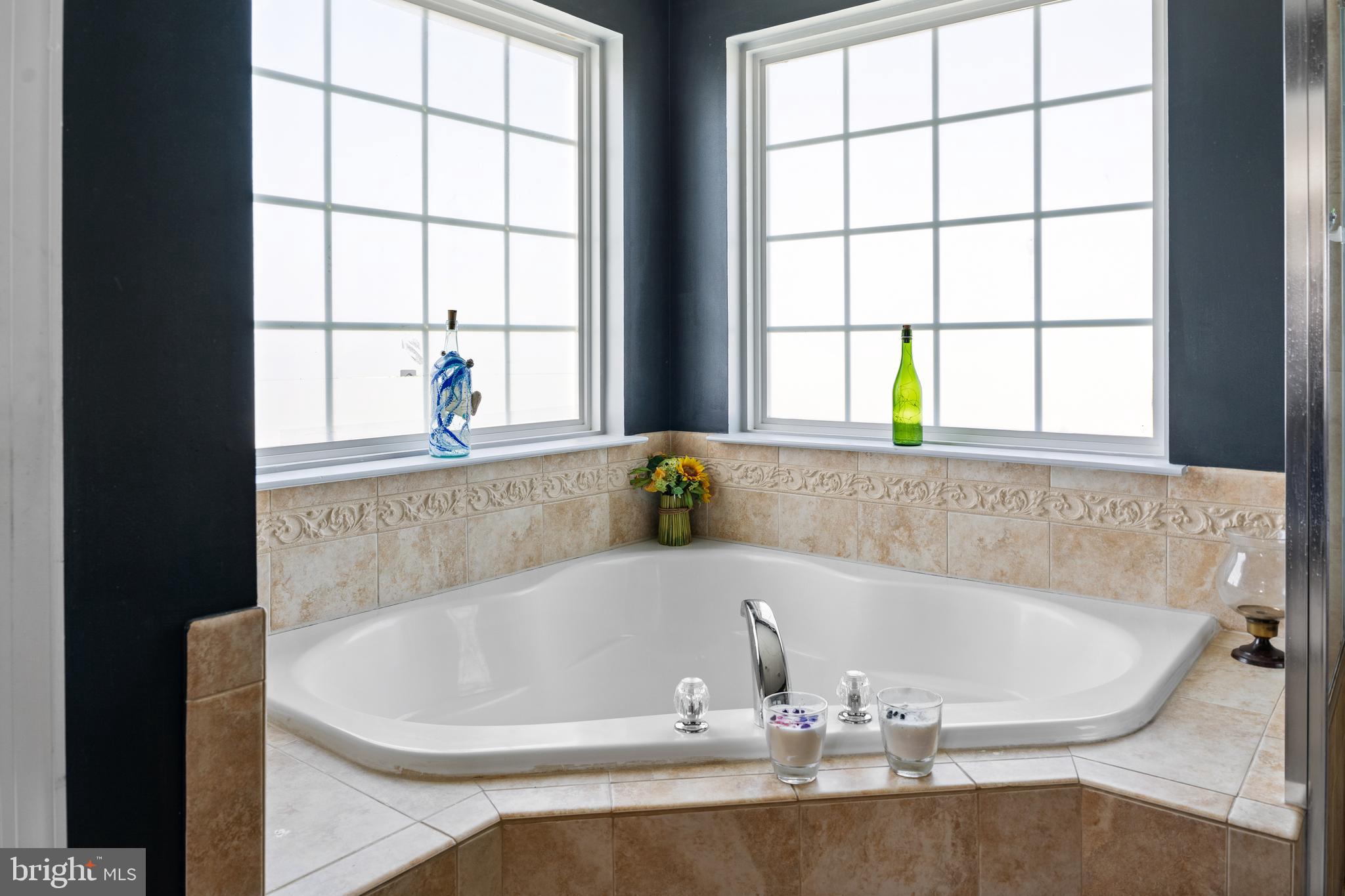 NORTH RIDGE ESTATES - Residential