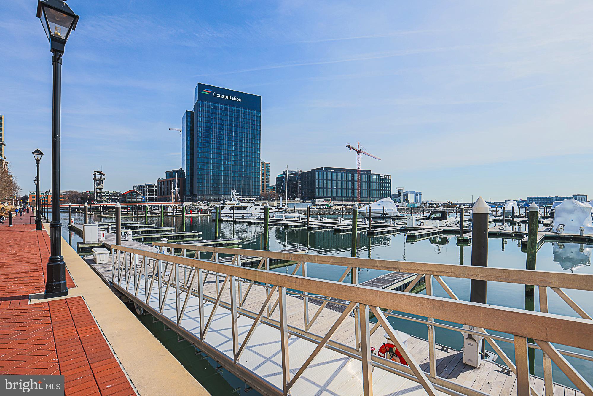 HARBOR EAST - Residential