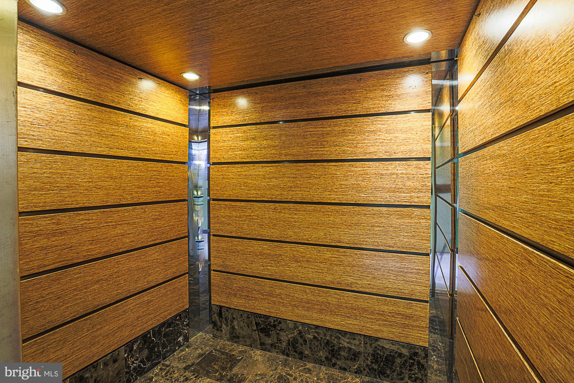 HARBOR EAST - Residential